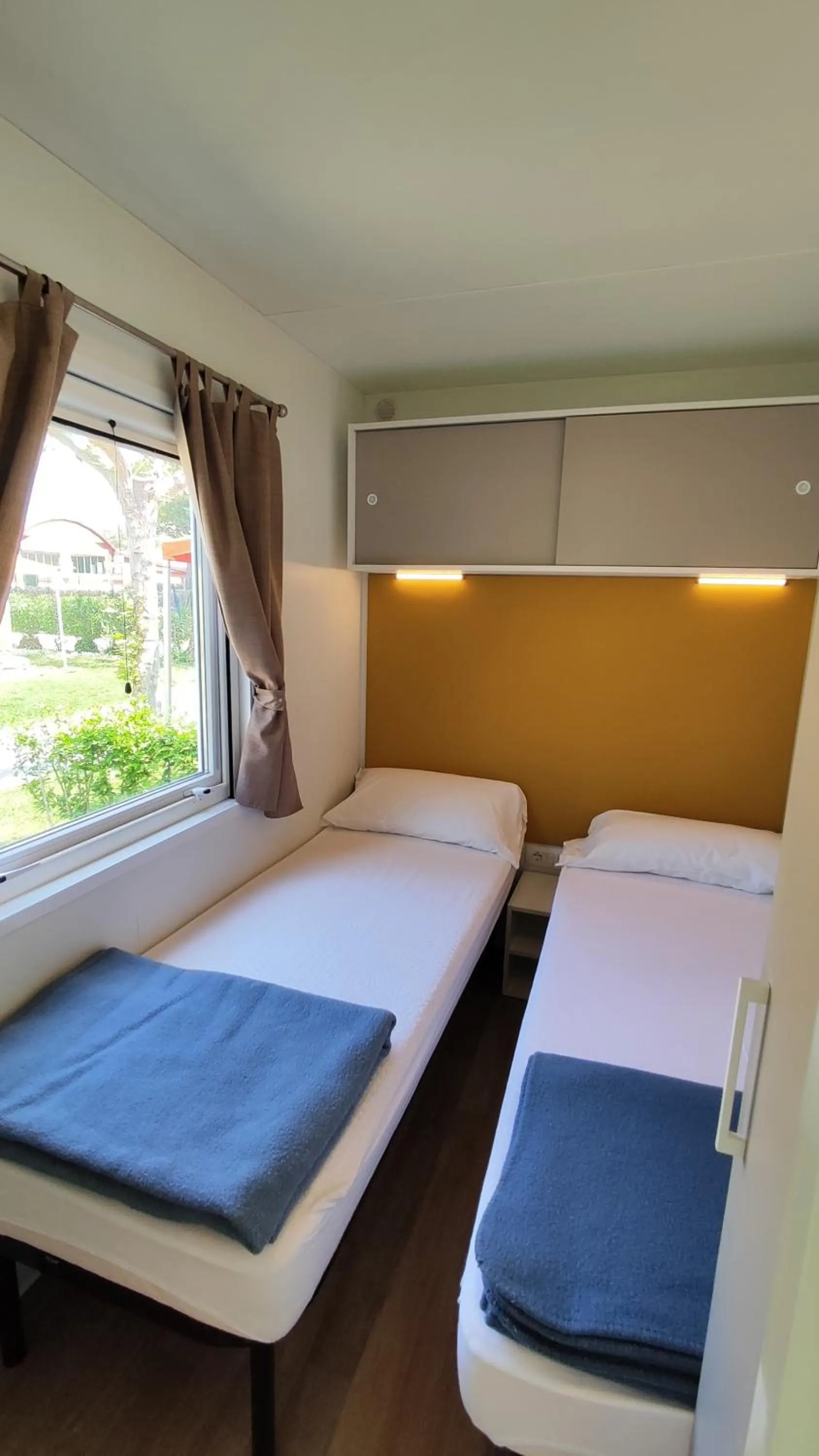 Bed in Campeggio del Garda