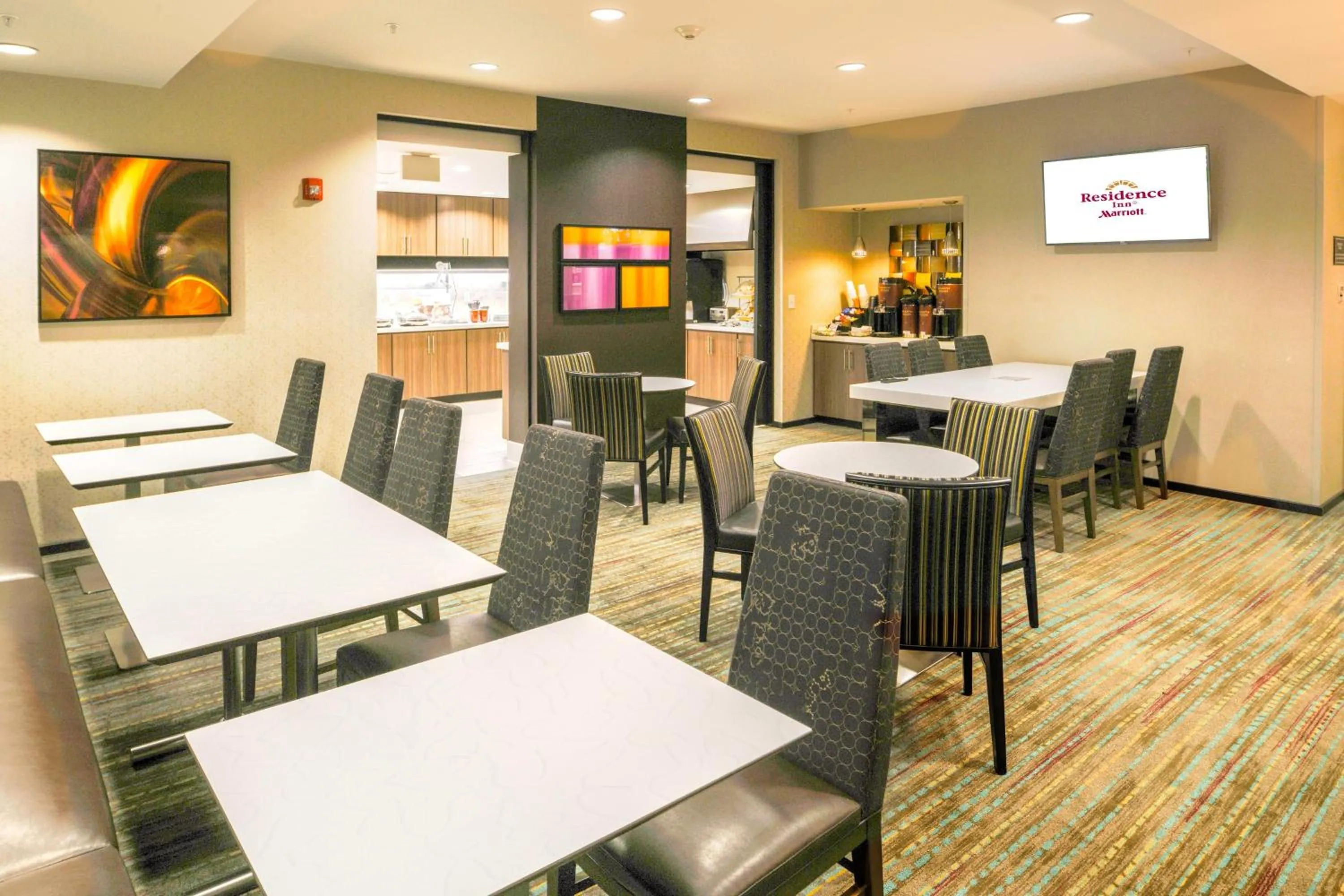 Restaurant/places to eat in Residence Inn by Marriott Augusta