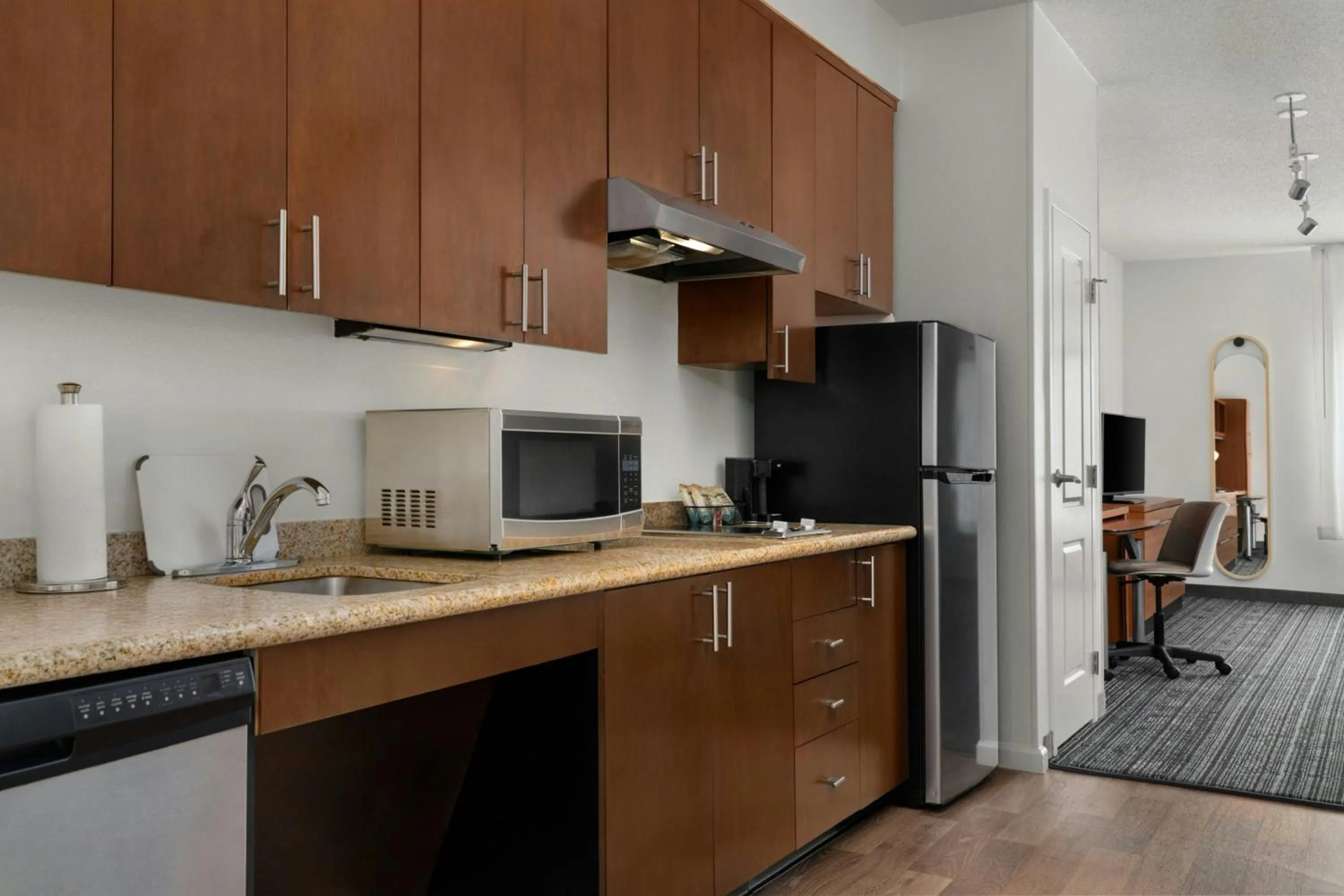 Kitchen or kitchenette in TownePlace Suites by Marriott Florence