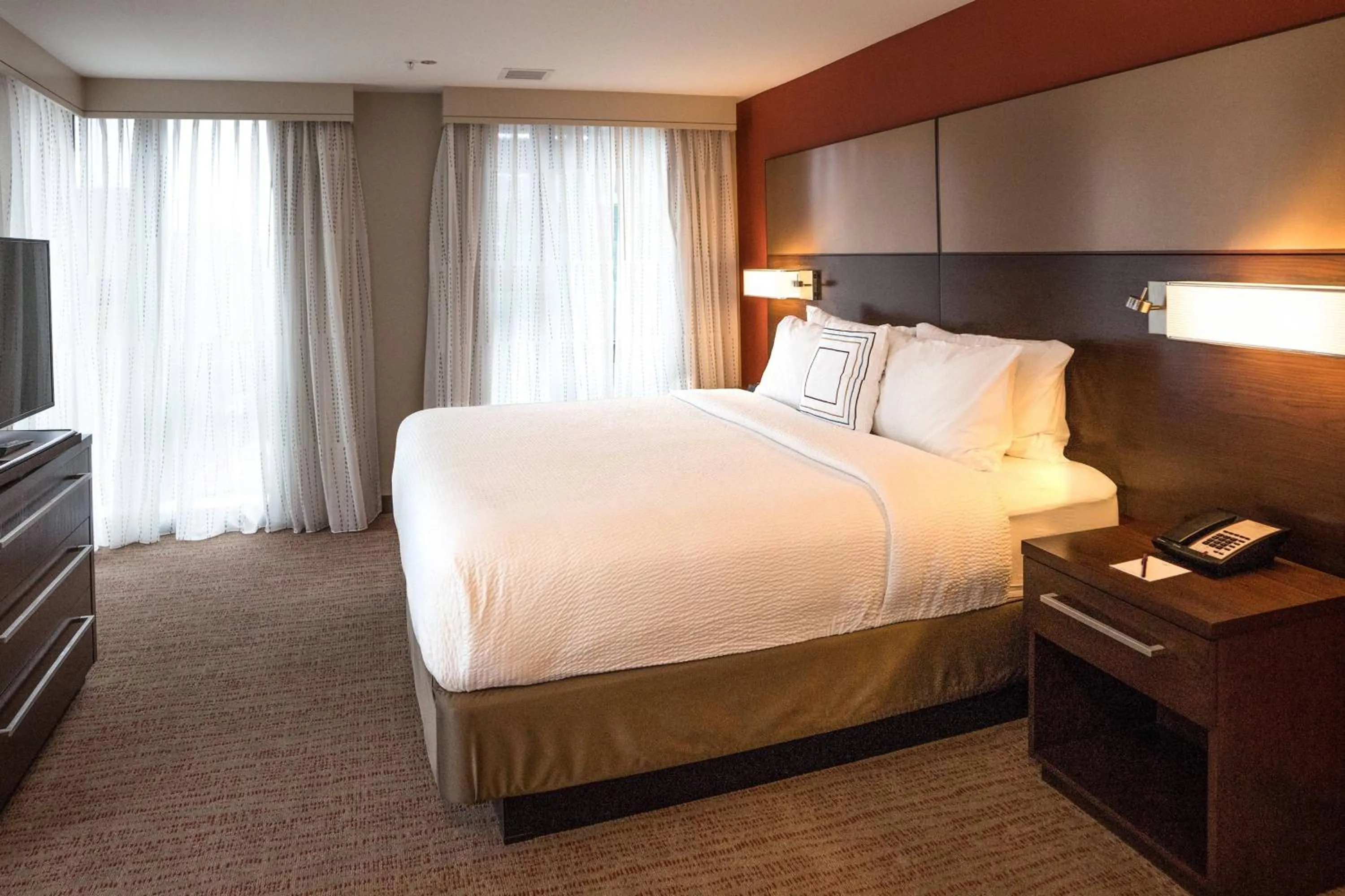 Bedroom, Bed in Residence Inn by Marriott Seattle University District