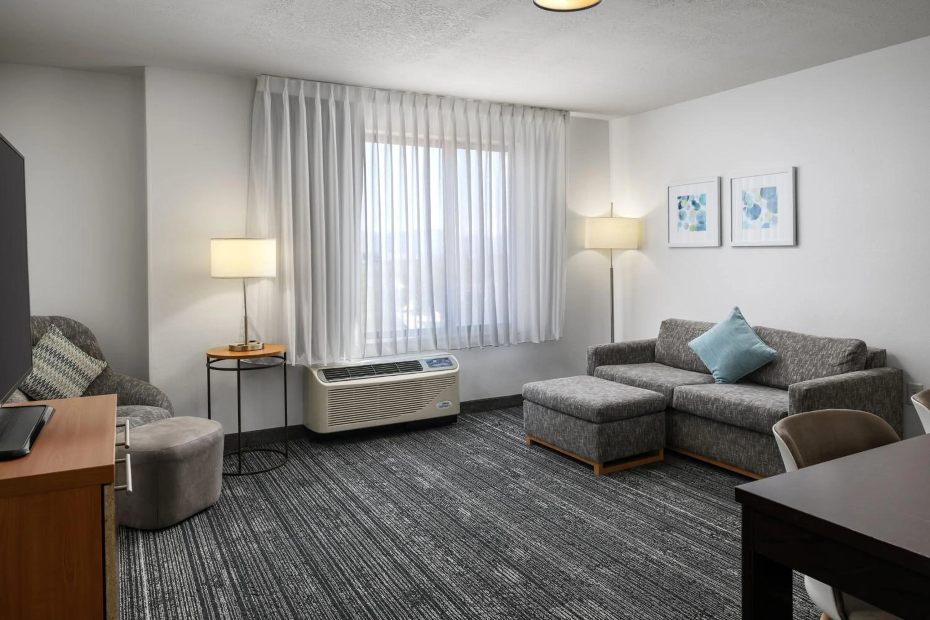 Living room in TownePlace Suites by Marriott Salt Lake City-West Valley