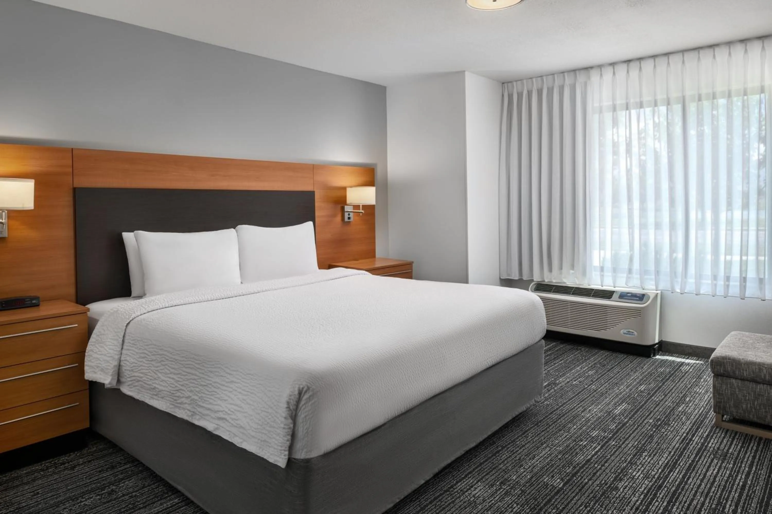 Bedroom, Bed in TownePlace Suites by Marriott Salt Lake City-West Valley