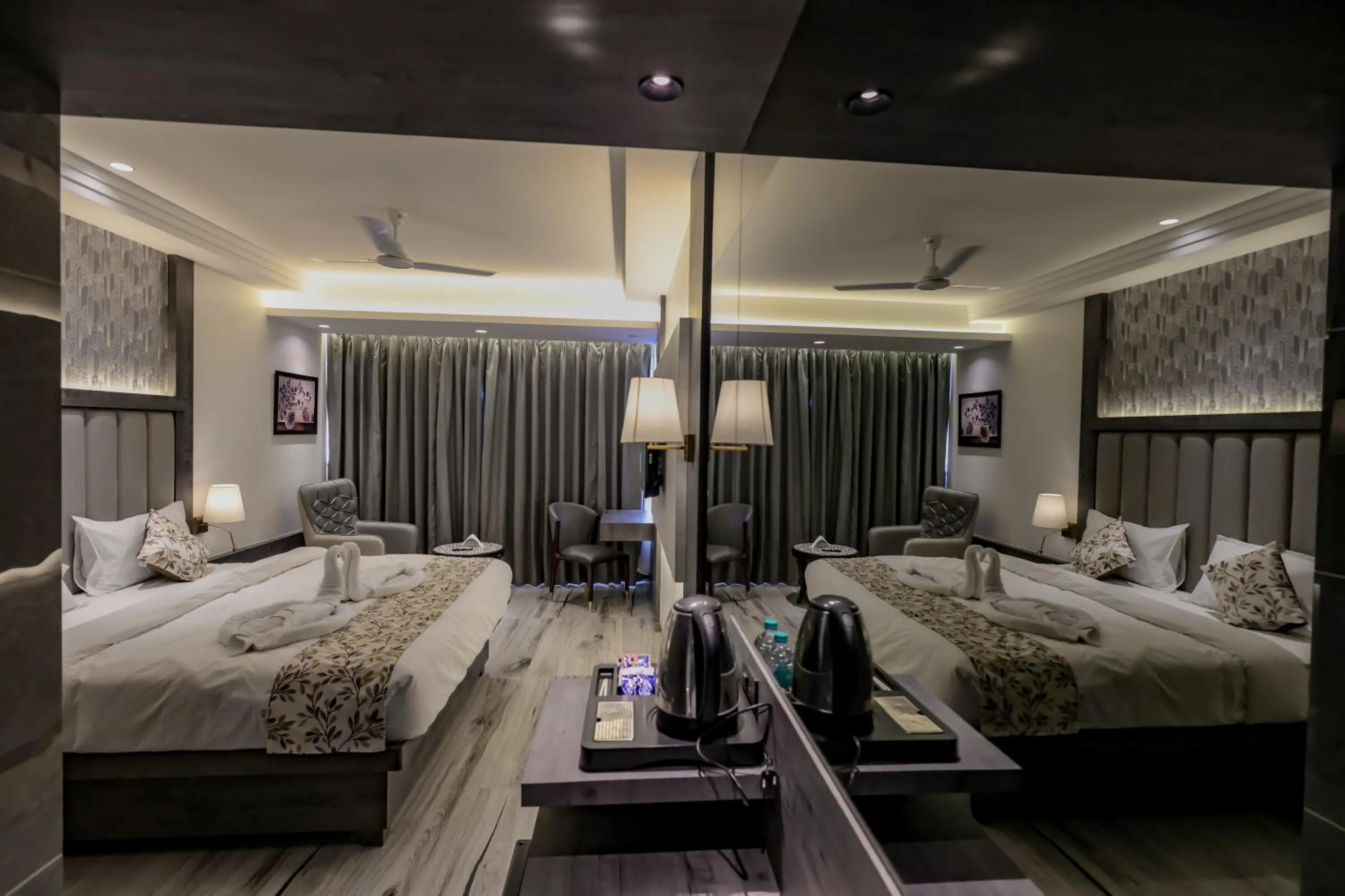 Photo of the whole room, Bed in Hotel Hillberry