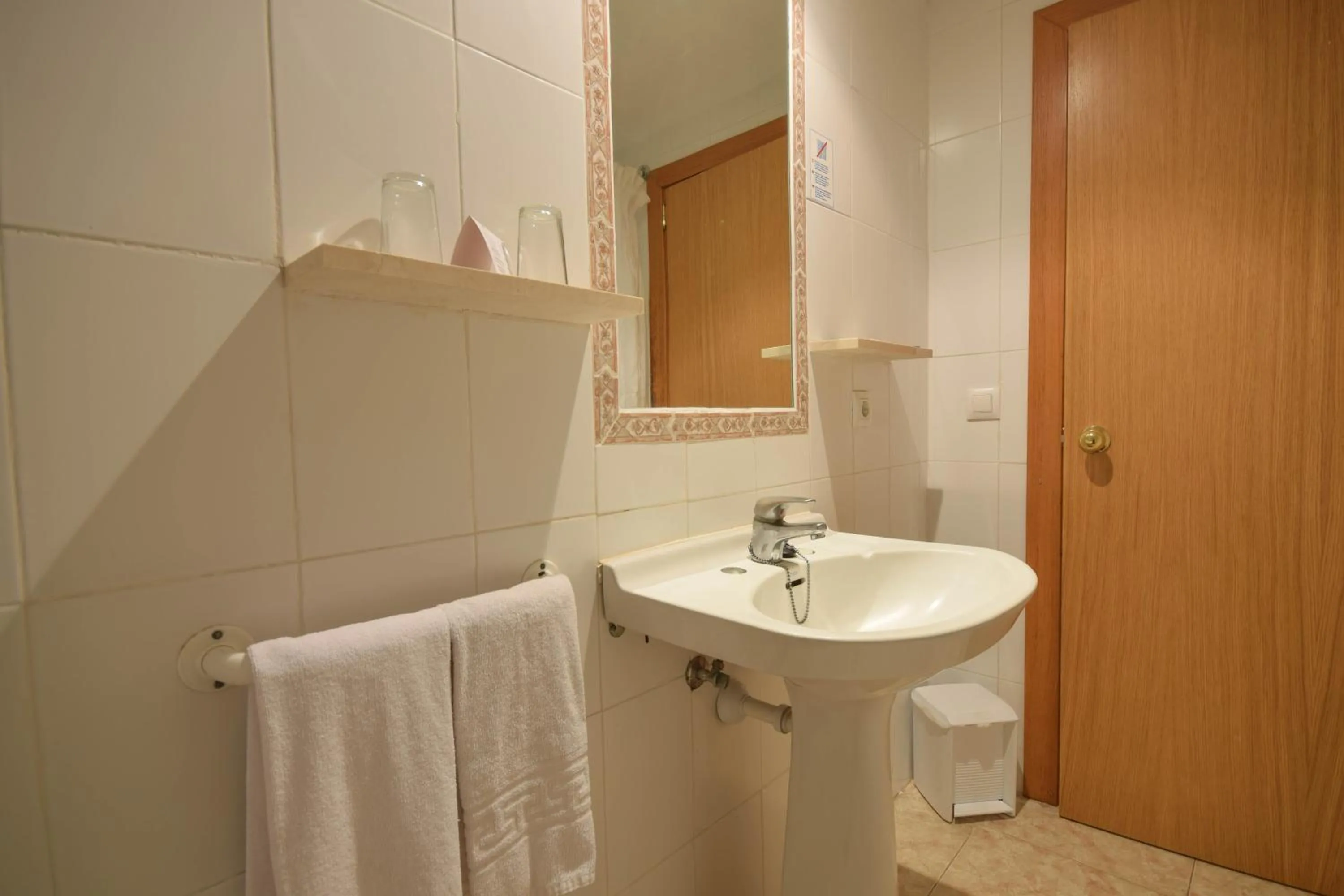 Toilet in Houm Nets - Adults Only