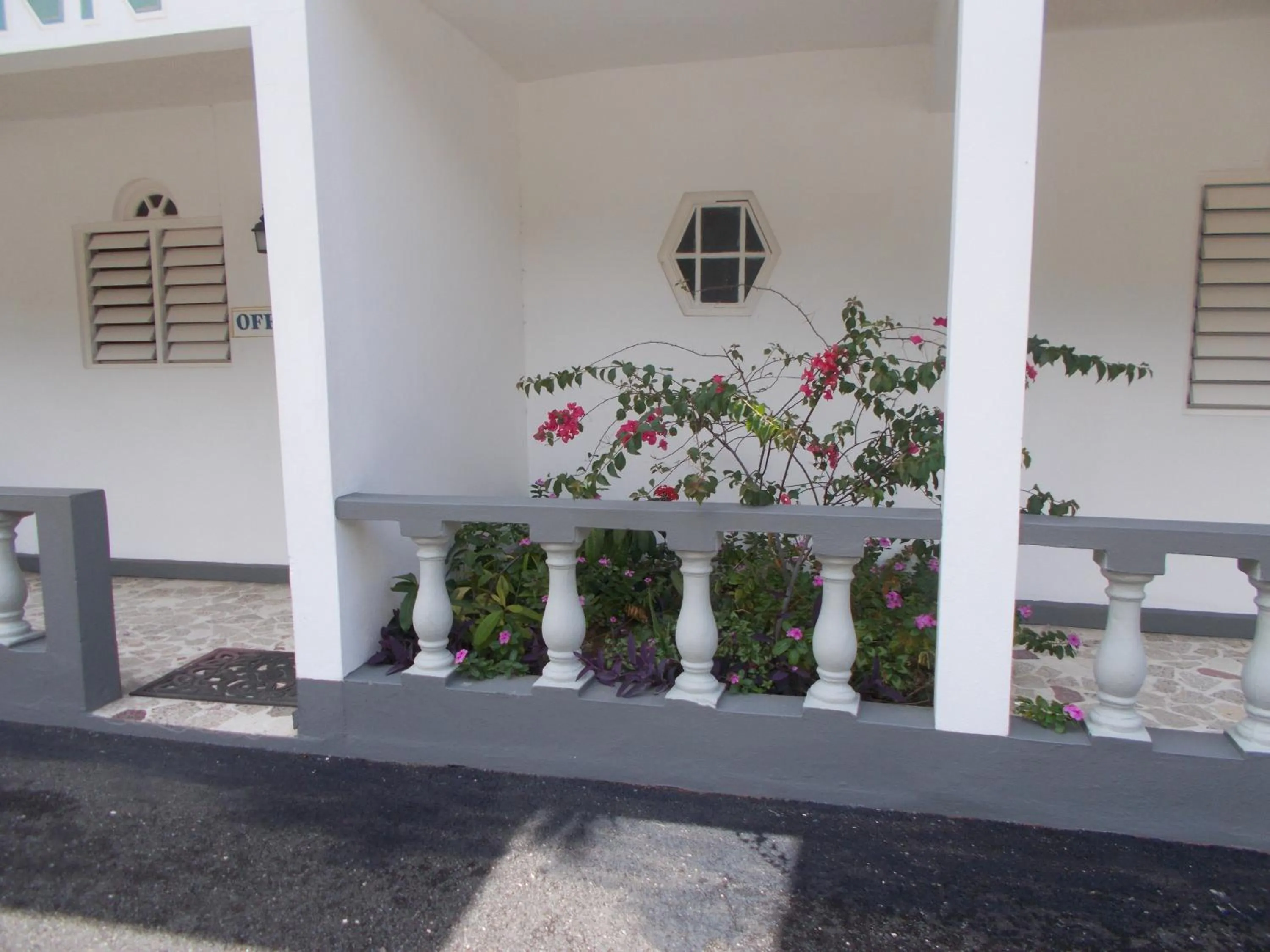 Balcony/Terrace in Paradise Inn