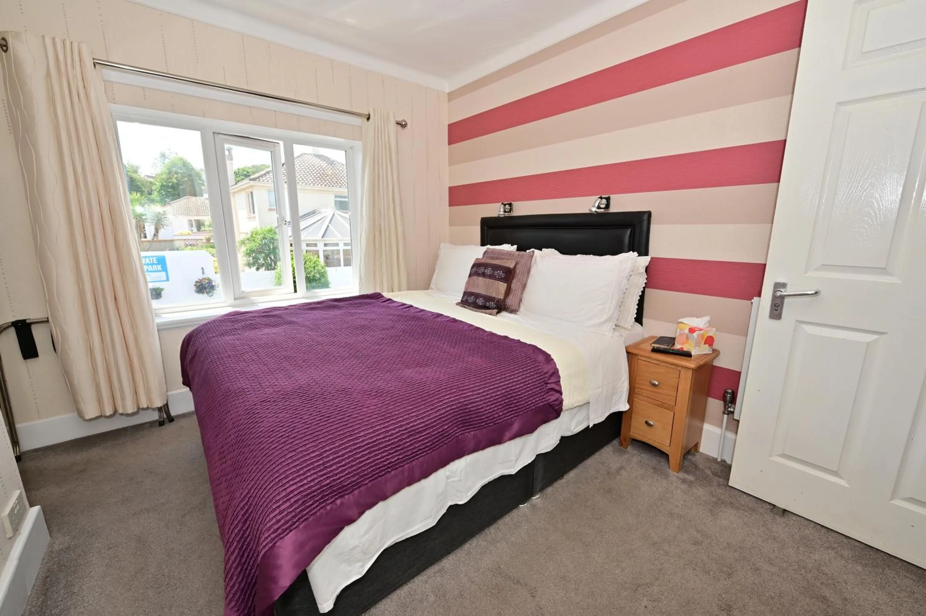 Bed in Lyme Bay House