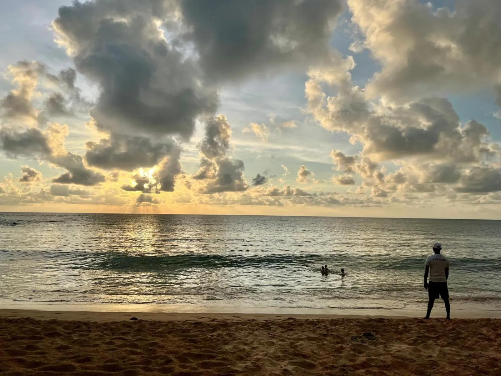 Beach in Calamansi Cove Villas
