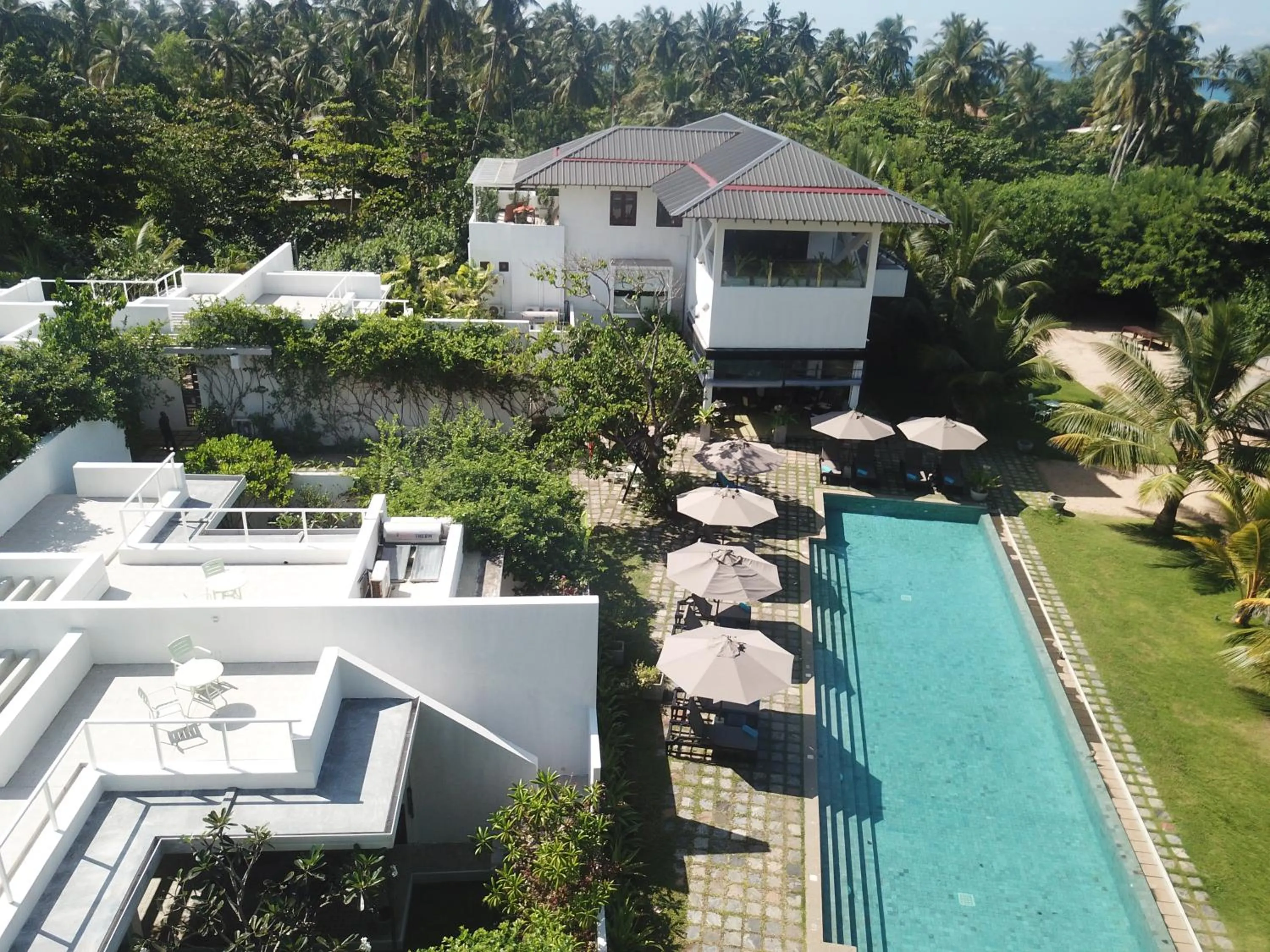 Swimming pool in Calamansi Cove Villas