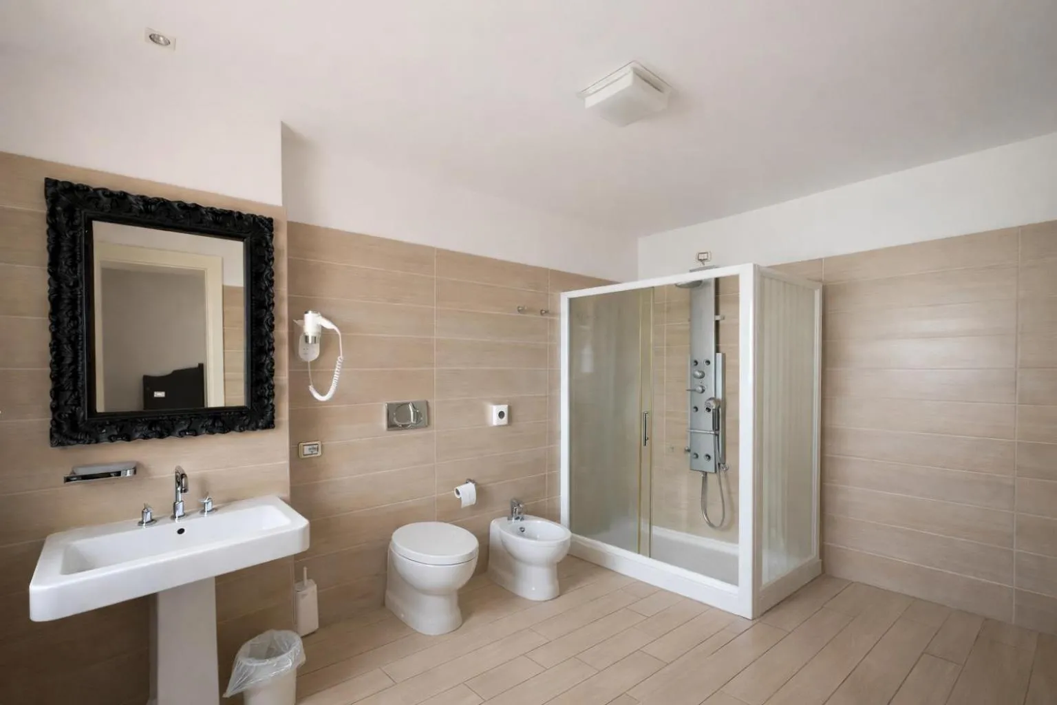 Junior Suite - single occupancy in Hotel Fiamma & SPA Cesenatico