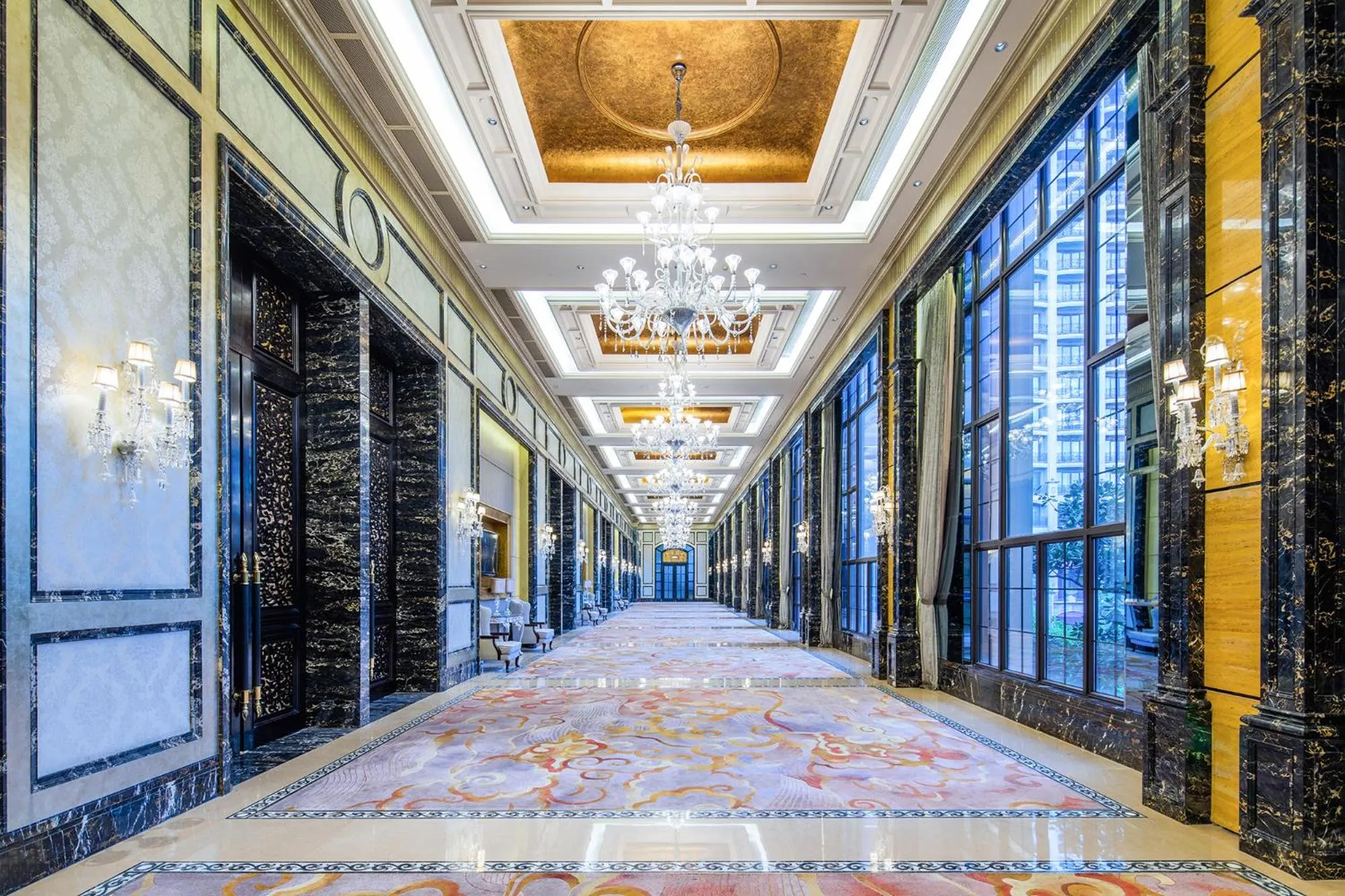 Meeting/conference room in Chateau Star River Shanghai Minhang