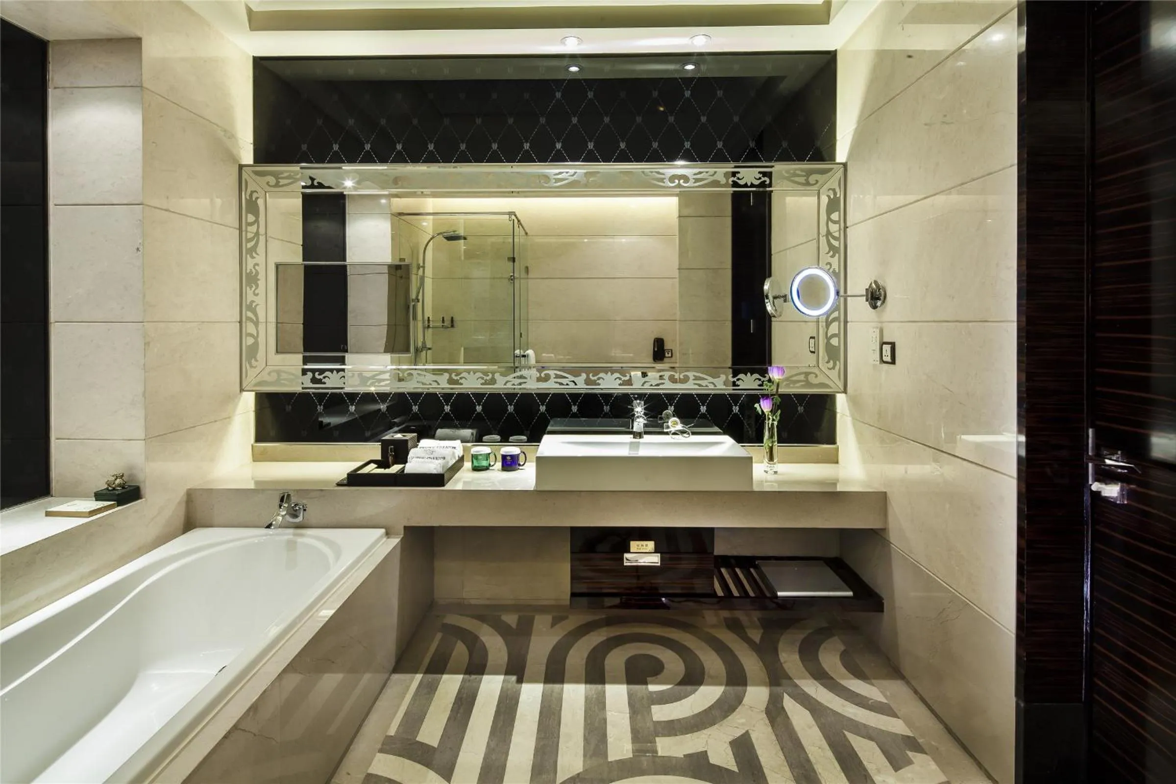 Bathroom in Chateau Star River Shanghai Minhang