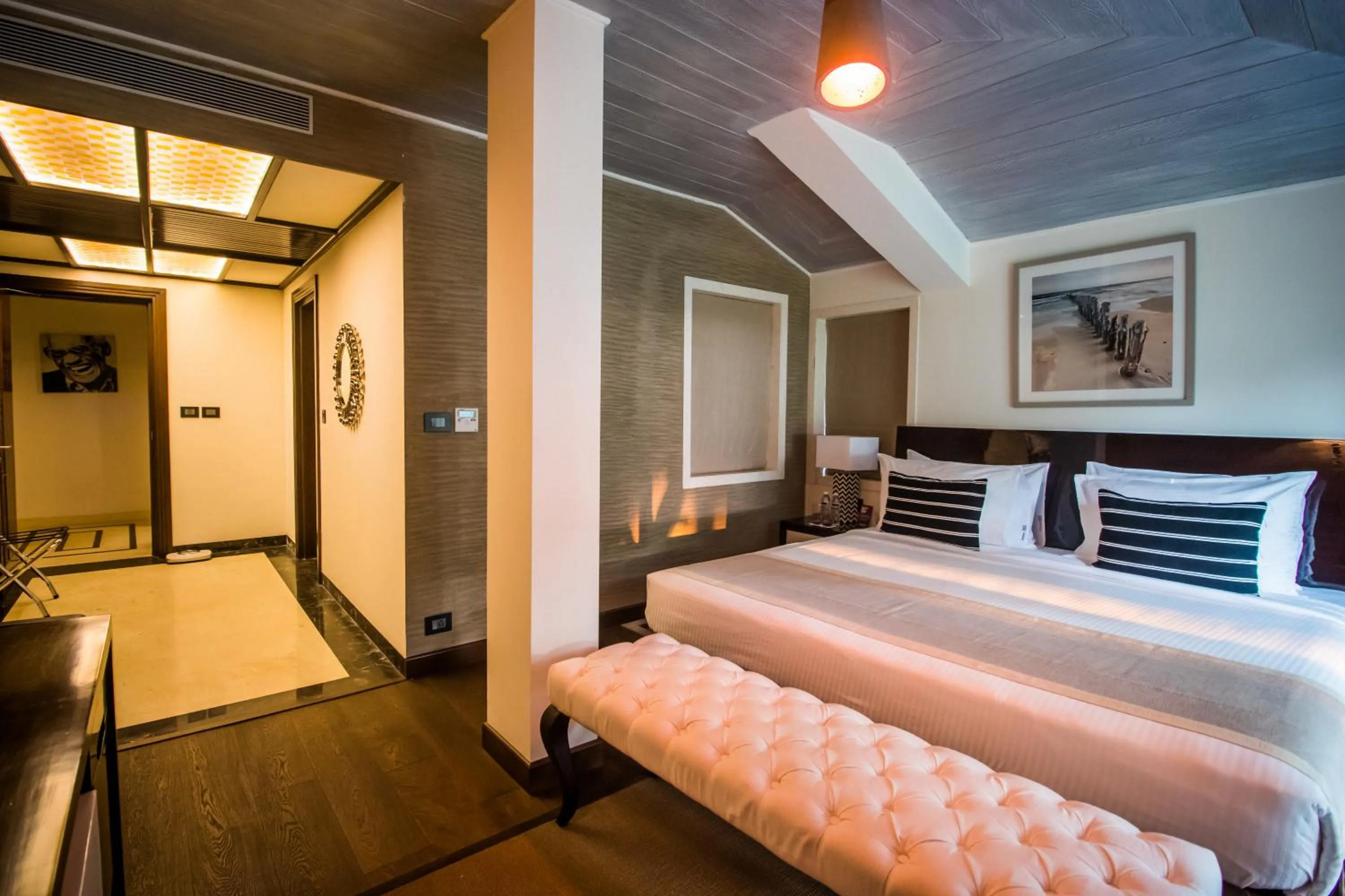 Bedroom, Bed in Planet Hollywood Beach Resort Goa