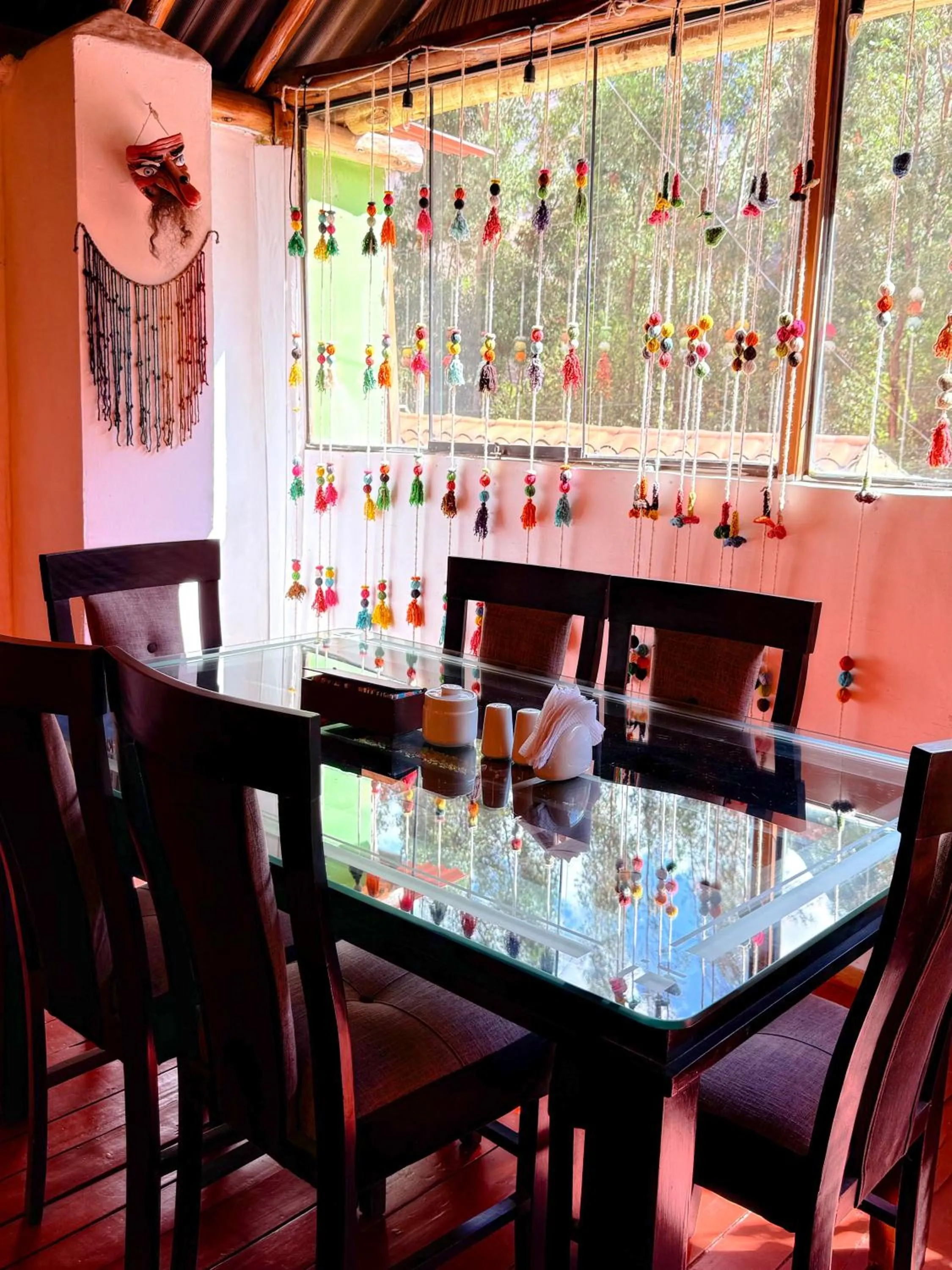 Restaurant/places to eat in Andenes del Inca Hotel