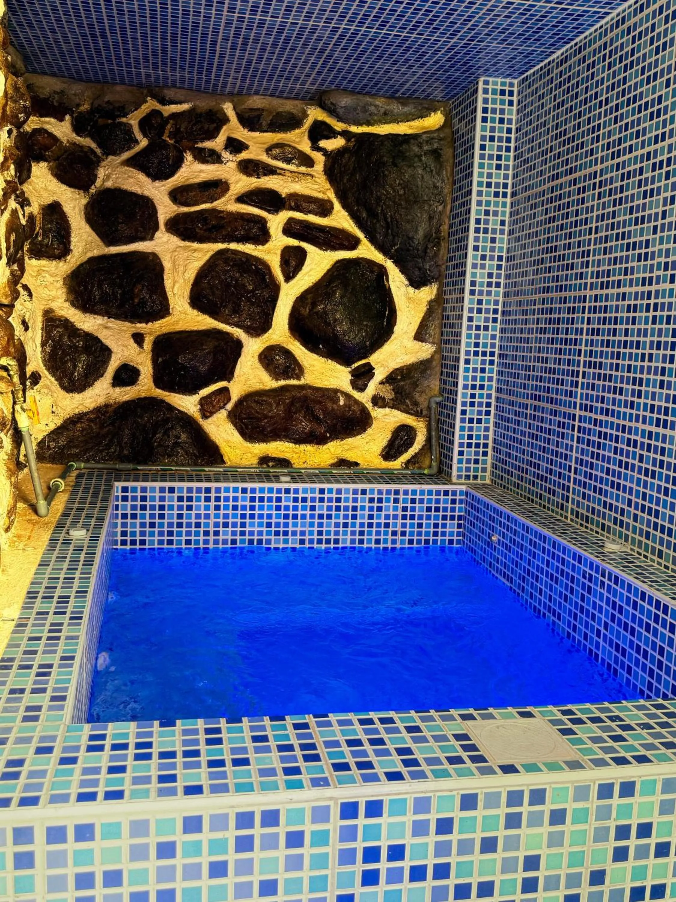 Hot Tub in Andenes del Inca Hotel