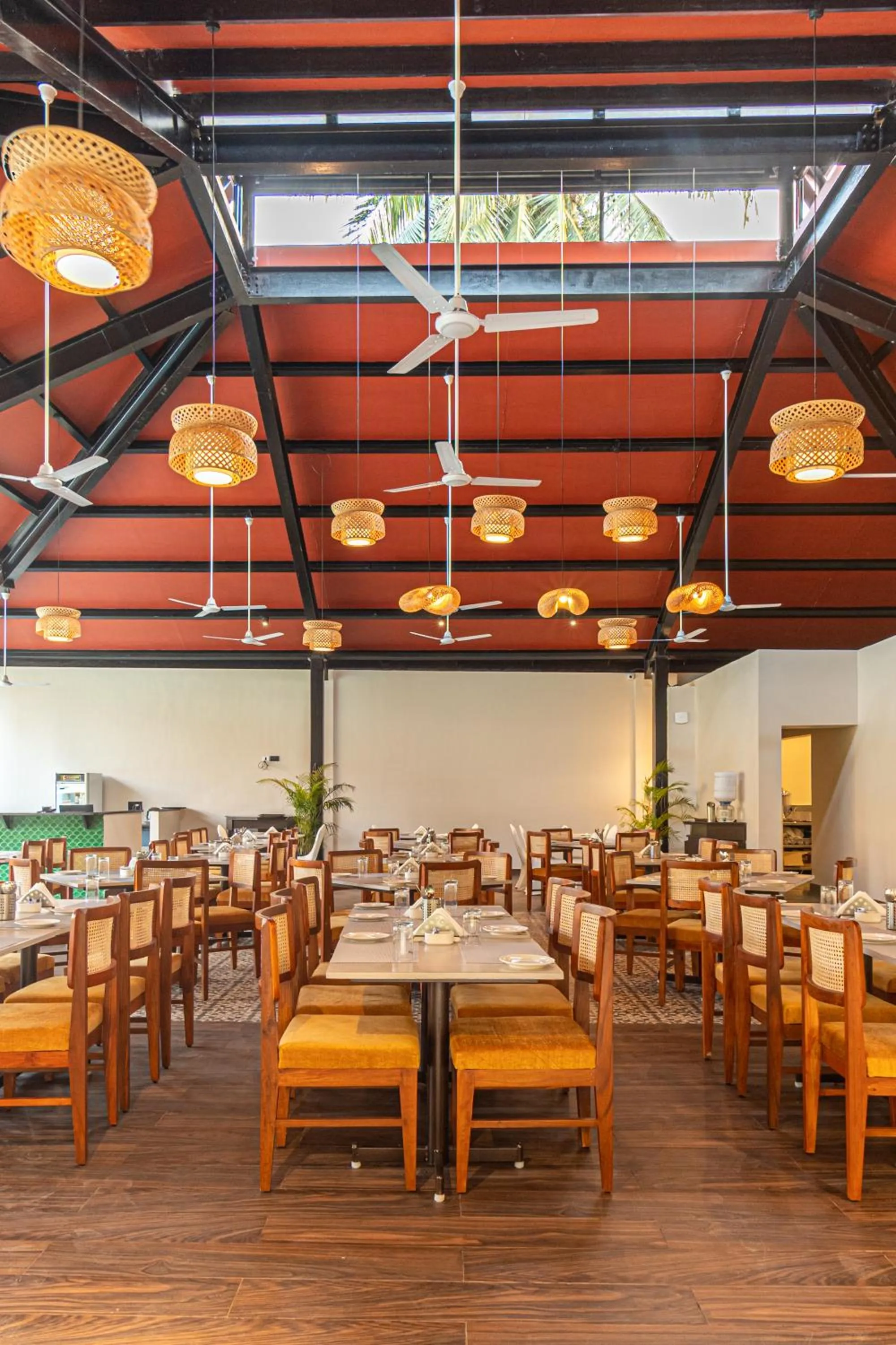 Restaurant/places to eat in Somy Plaza Calangute Goa - Formerly Somy Resort