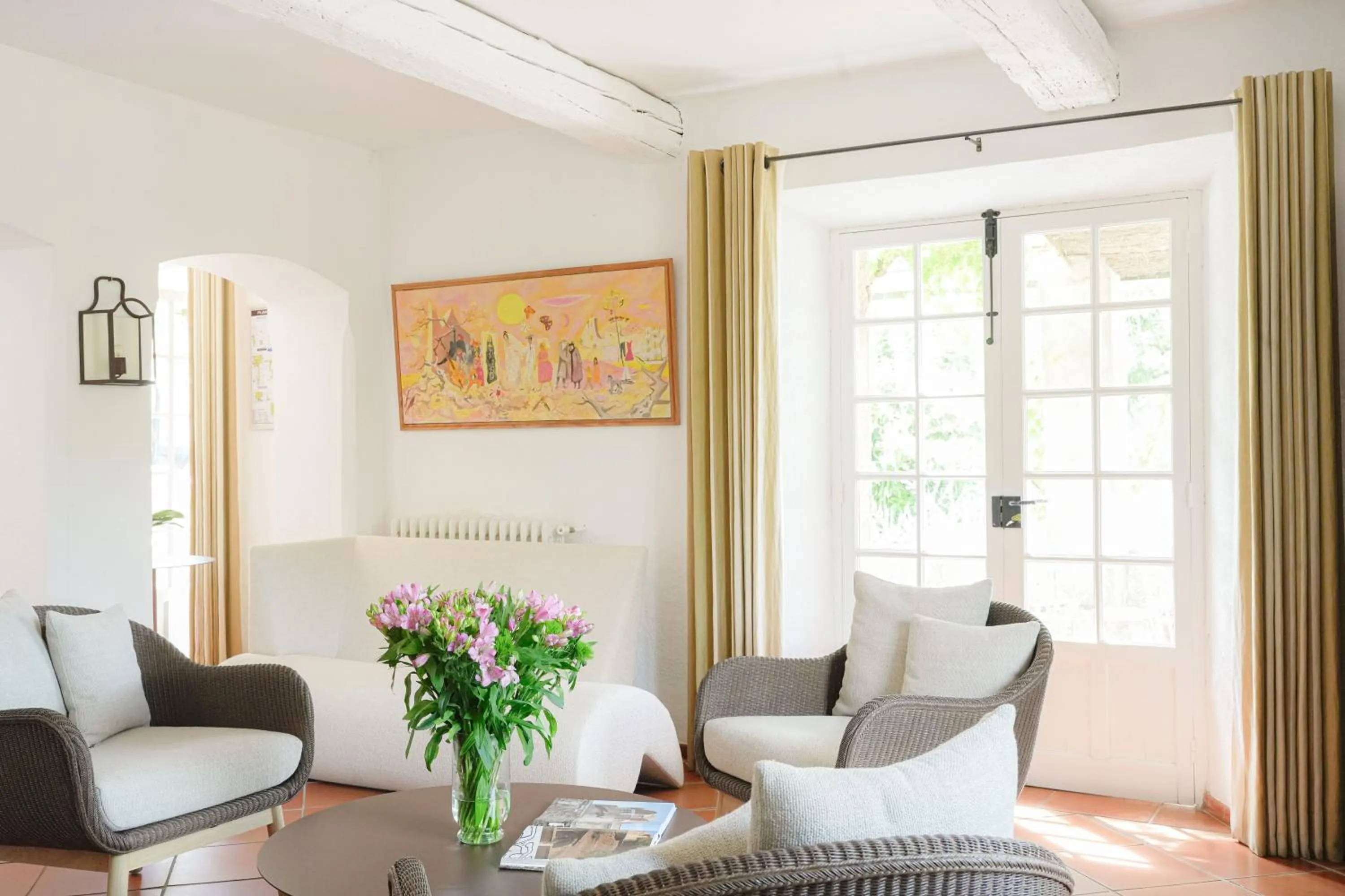 Lobby or reception in Hôtel La Figuière