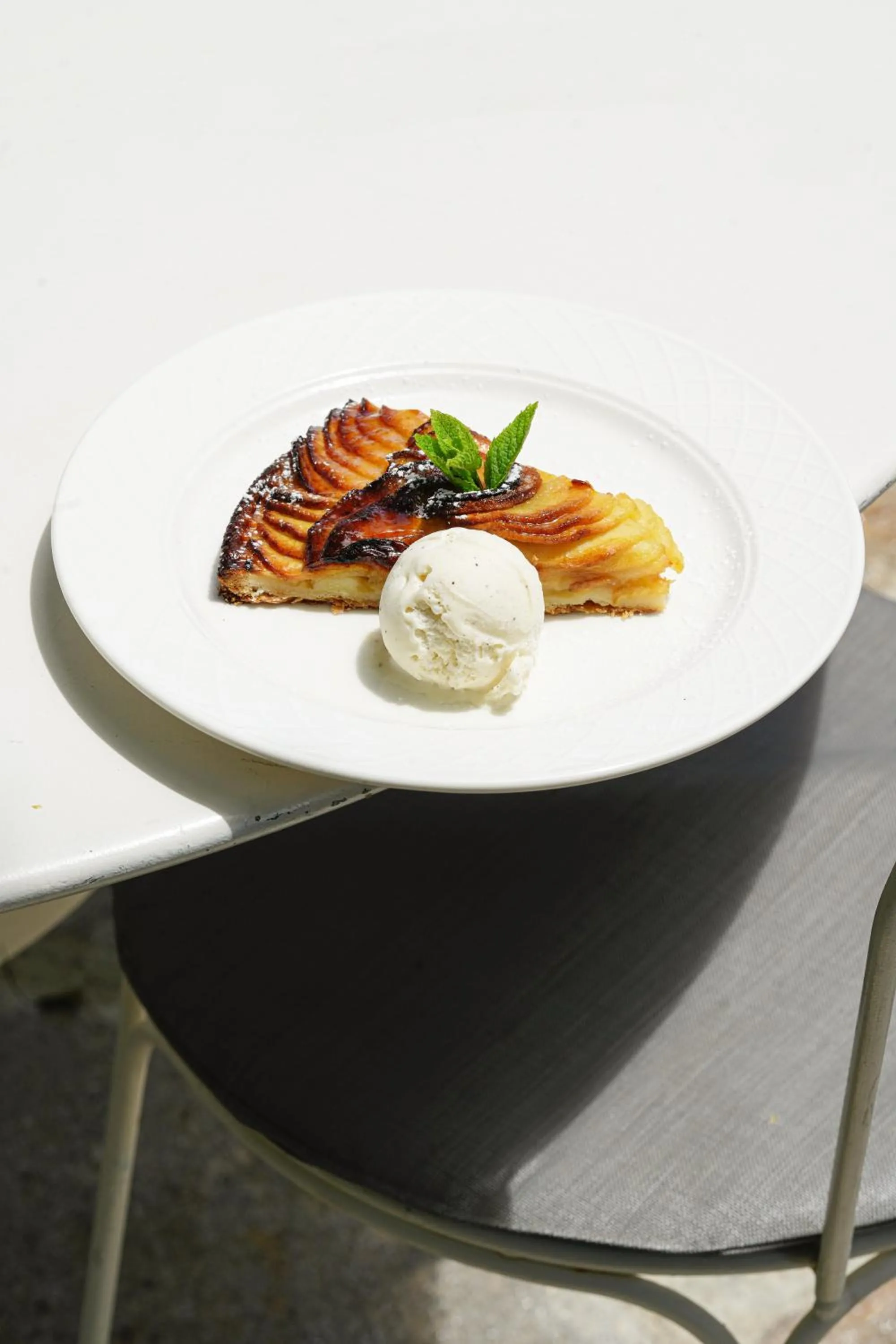 Restaurant/places to eat in Hôtel La Figuière