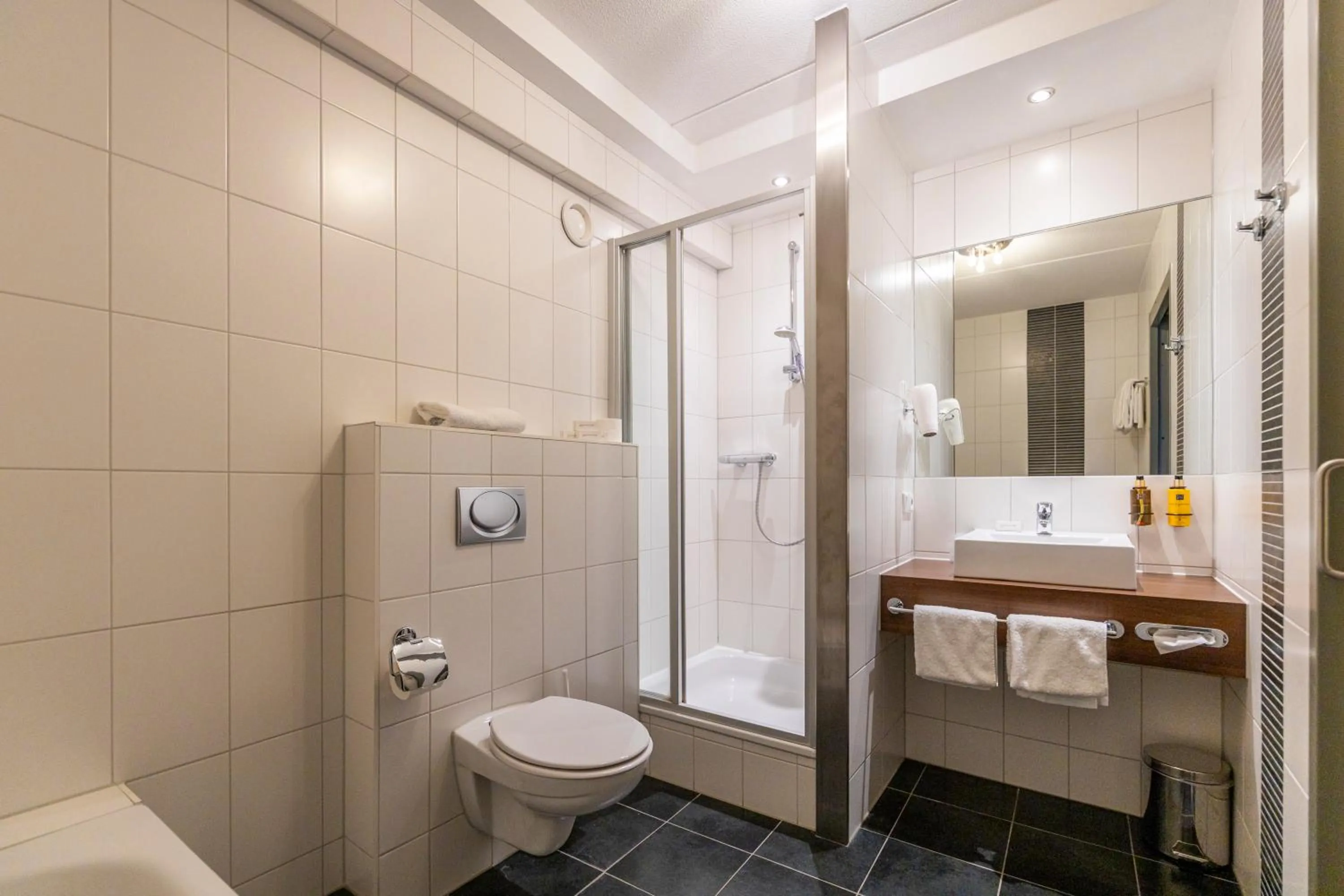 Shower in Parkhotel Horst - Venlo