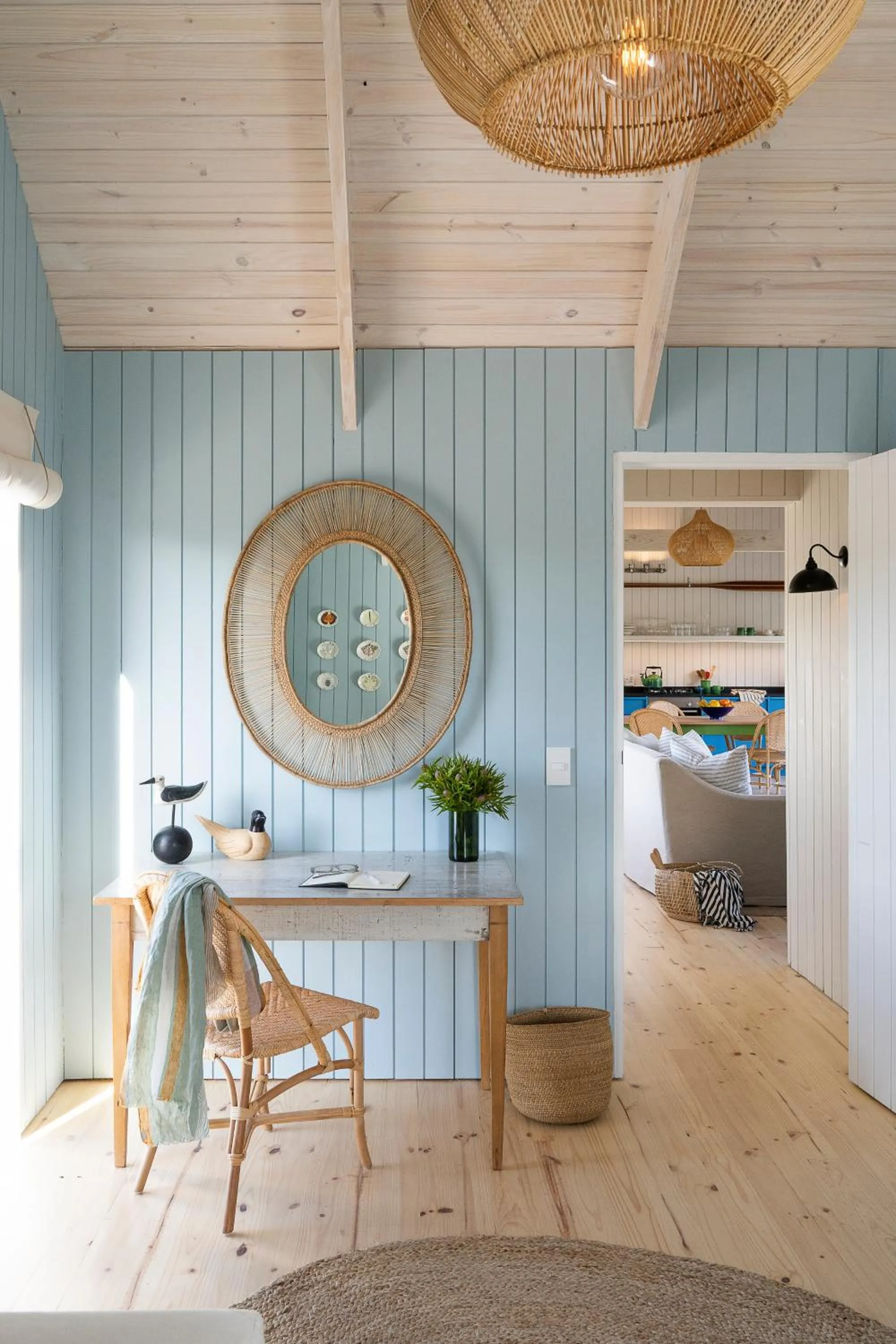 Living room in Coot Club