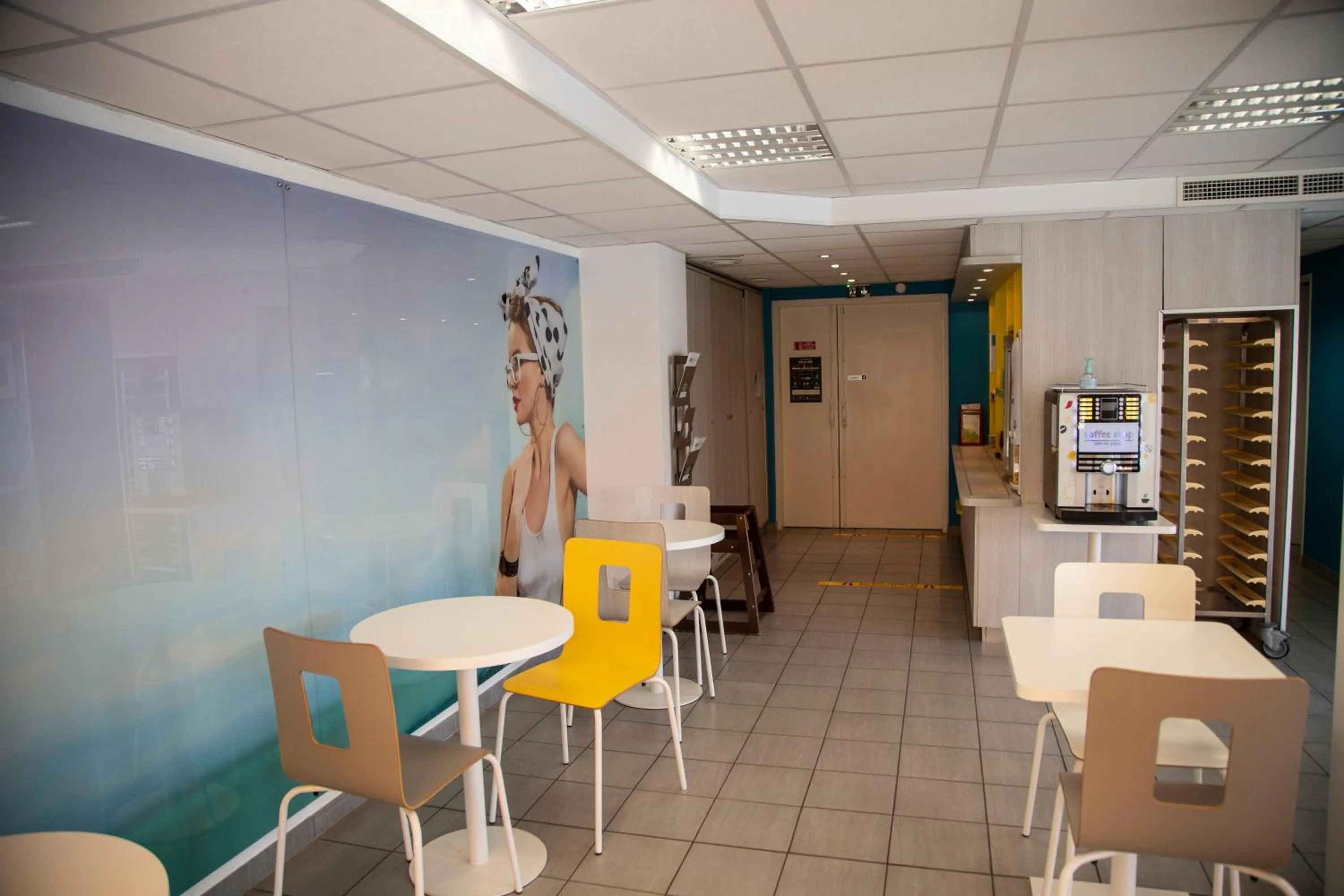 Breakfast in Kyriad Direct Arras - Saint-Laurent-Blangy - Parc Expo