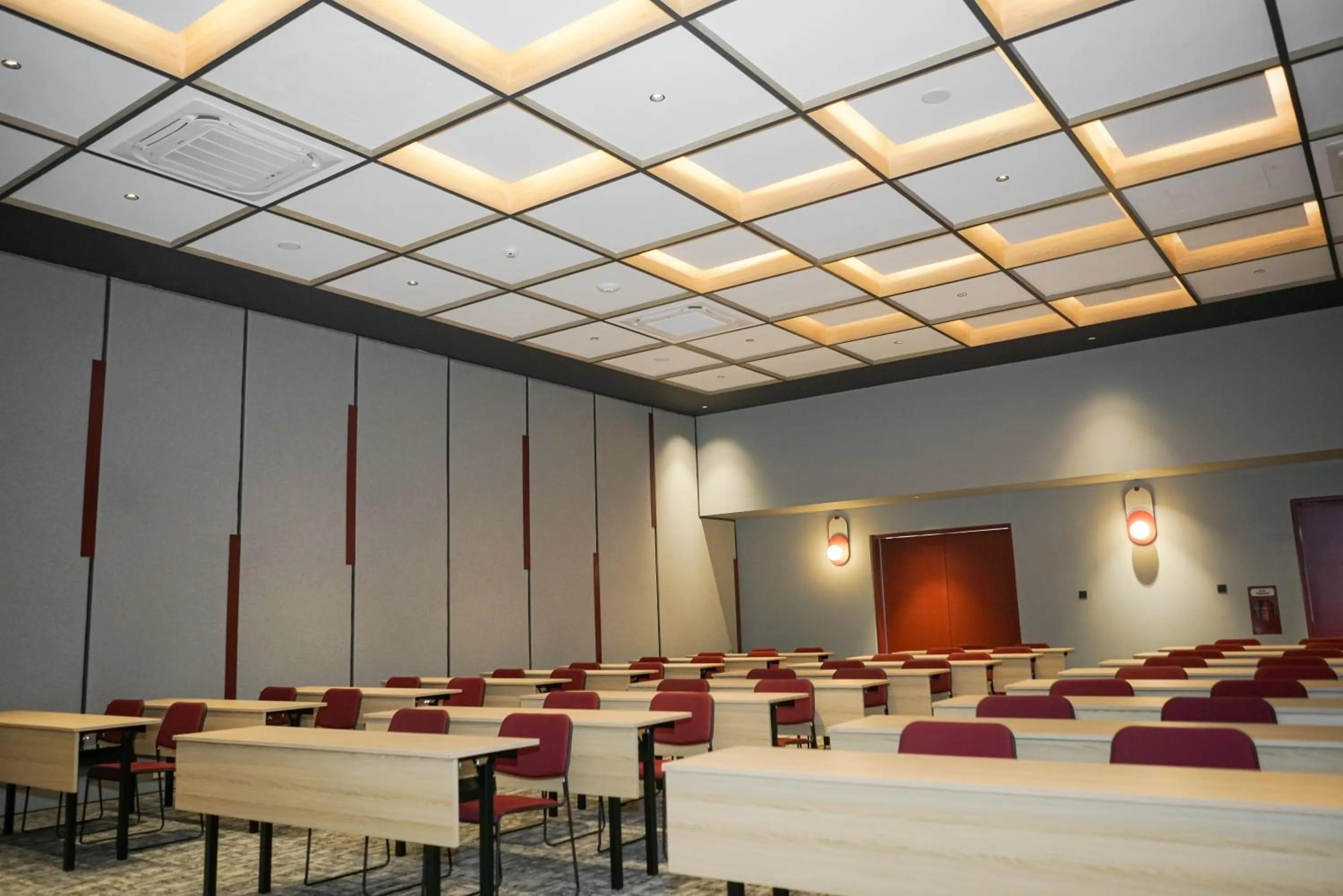 Meeting/conference room in Kotta GO Hotel Tegal