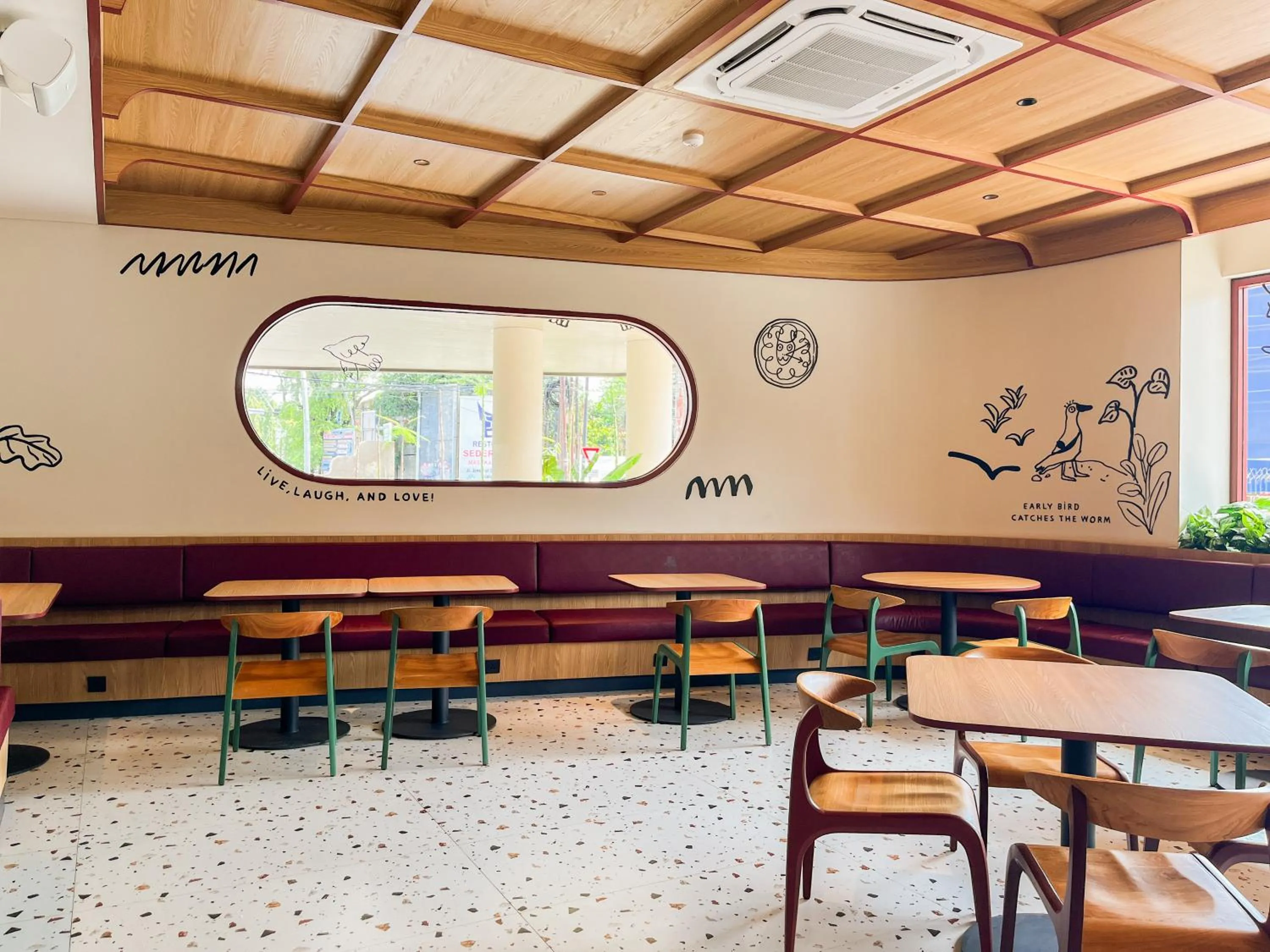 Restaurant/places to eat in Kotta GO Hotel Tegal