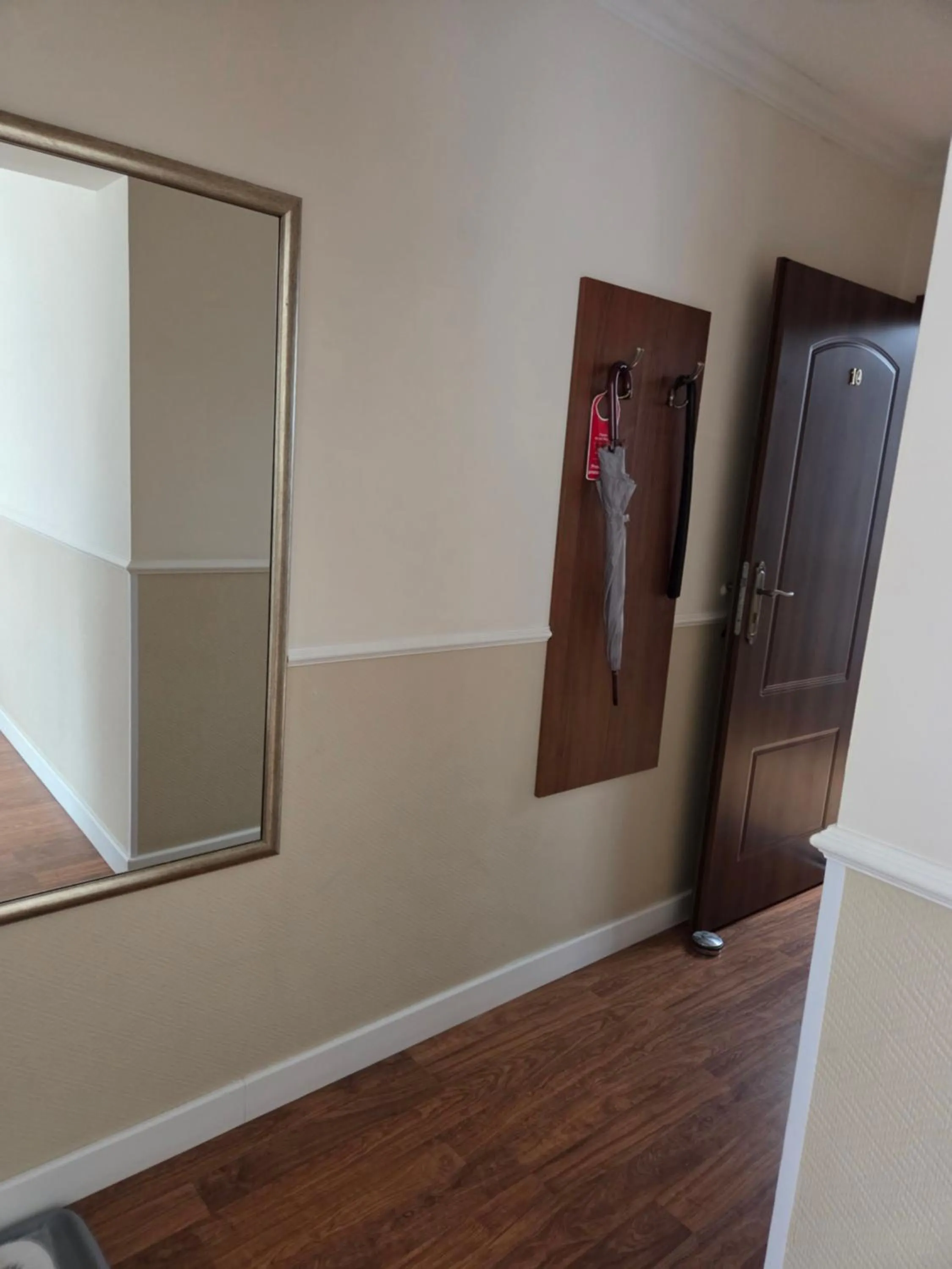 wardrobe in Willa Atena