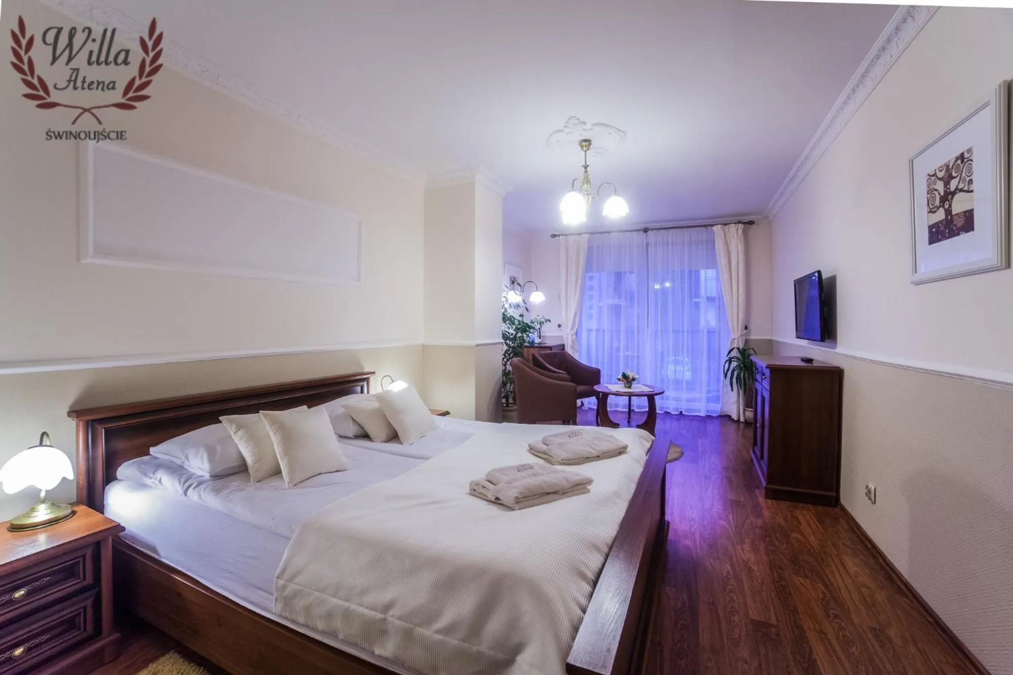 Photo of the whole room, Bed in Willa Atena