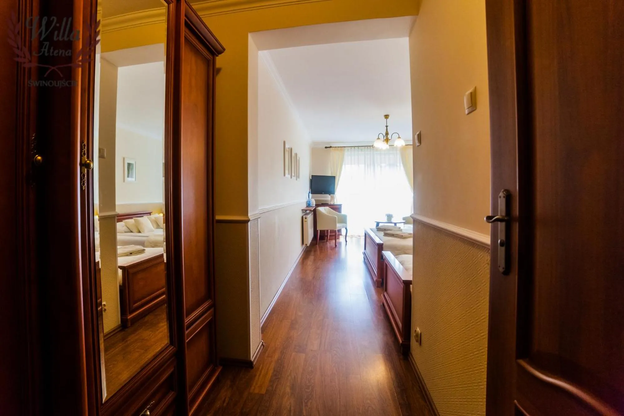 Photo of the whole room in Willa Atena