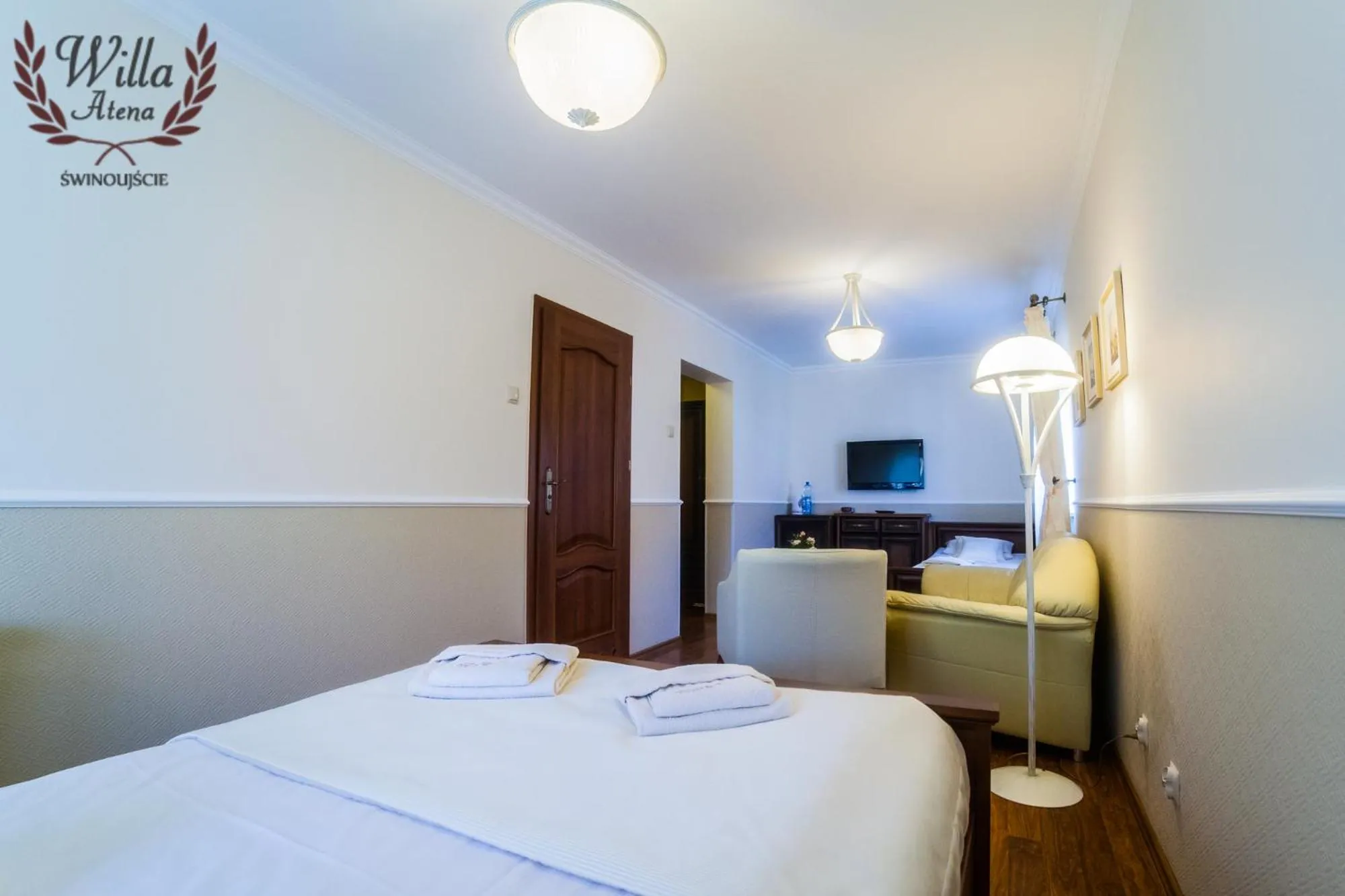 Photo of the whole room, Bed in Willa Atena