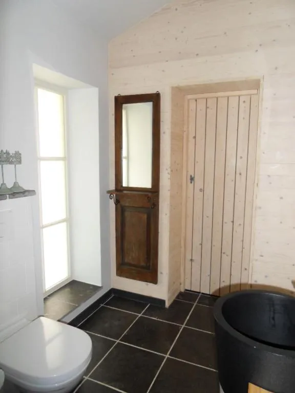 Bathroom in B&B 'Het Logiement