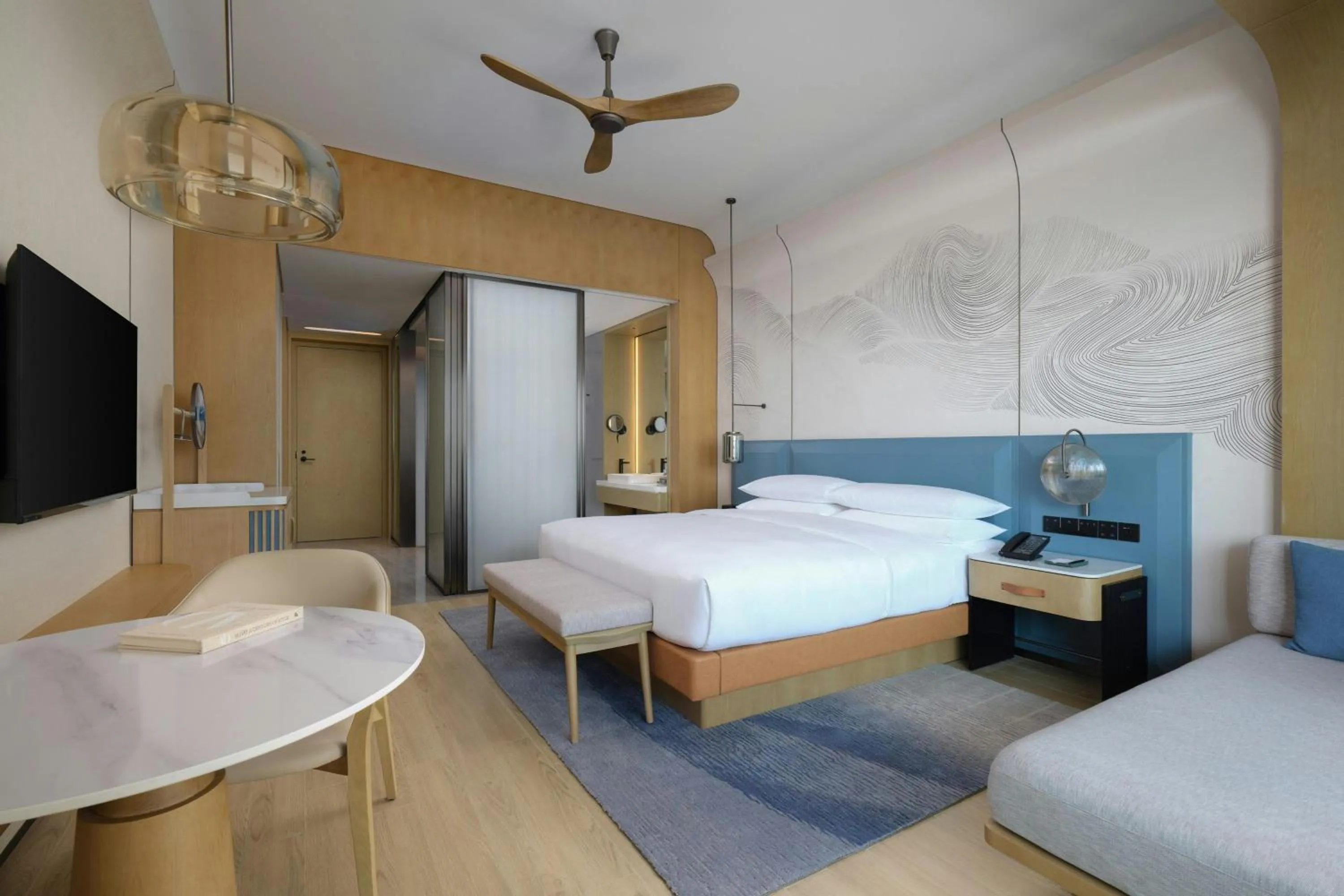 Bedroom, Bed in Beihai Marriott Resort