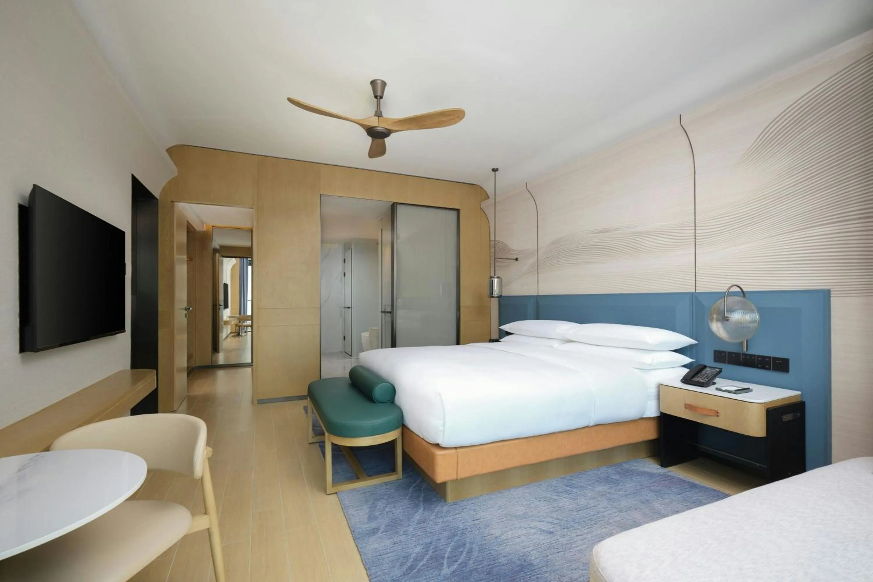 Bedroom, Bed in Beihai Marriott Resort