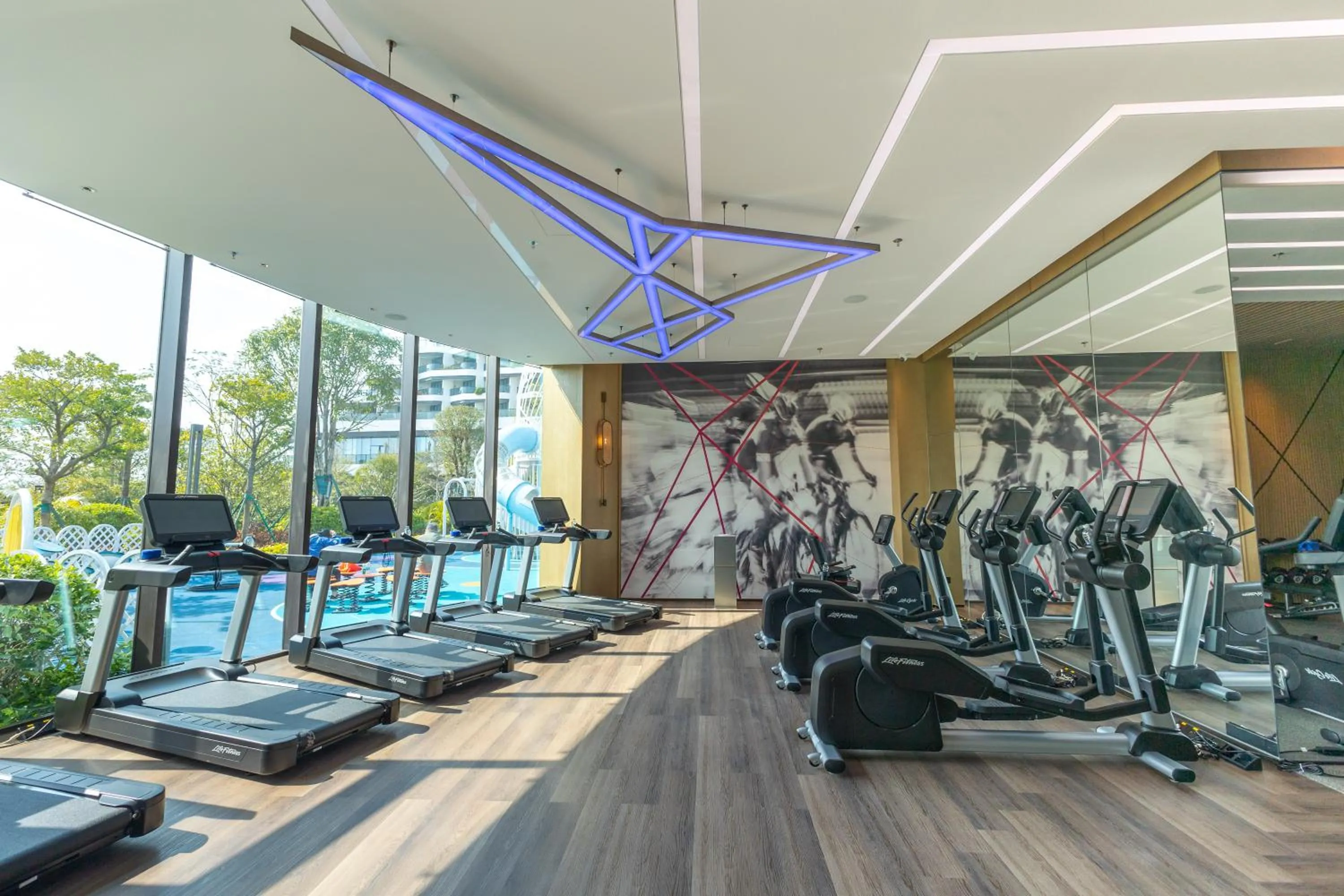 Fitness centre/facilities in Beihai Marriott Resort