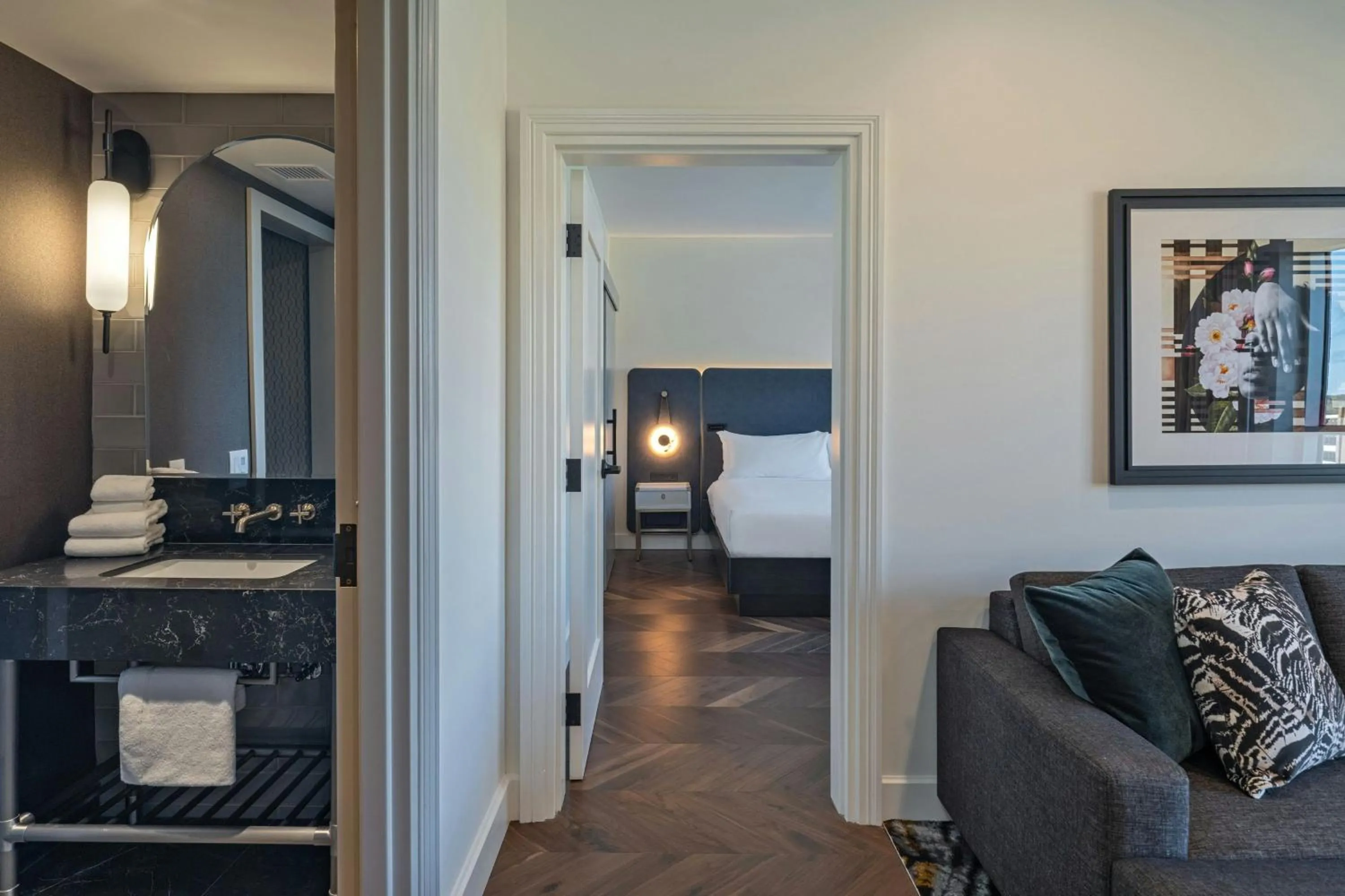 Photo of the whole room, Bed in The Vanguard Ann Arbor, Autograph Collection