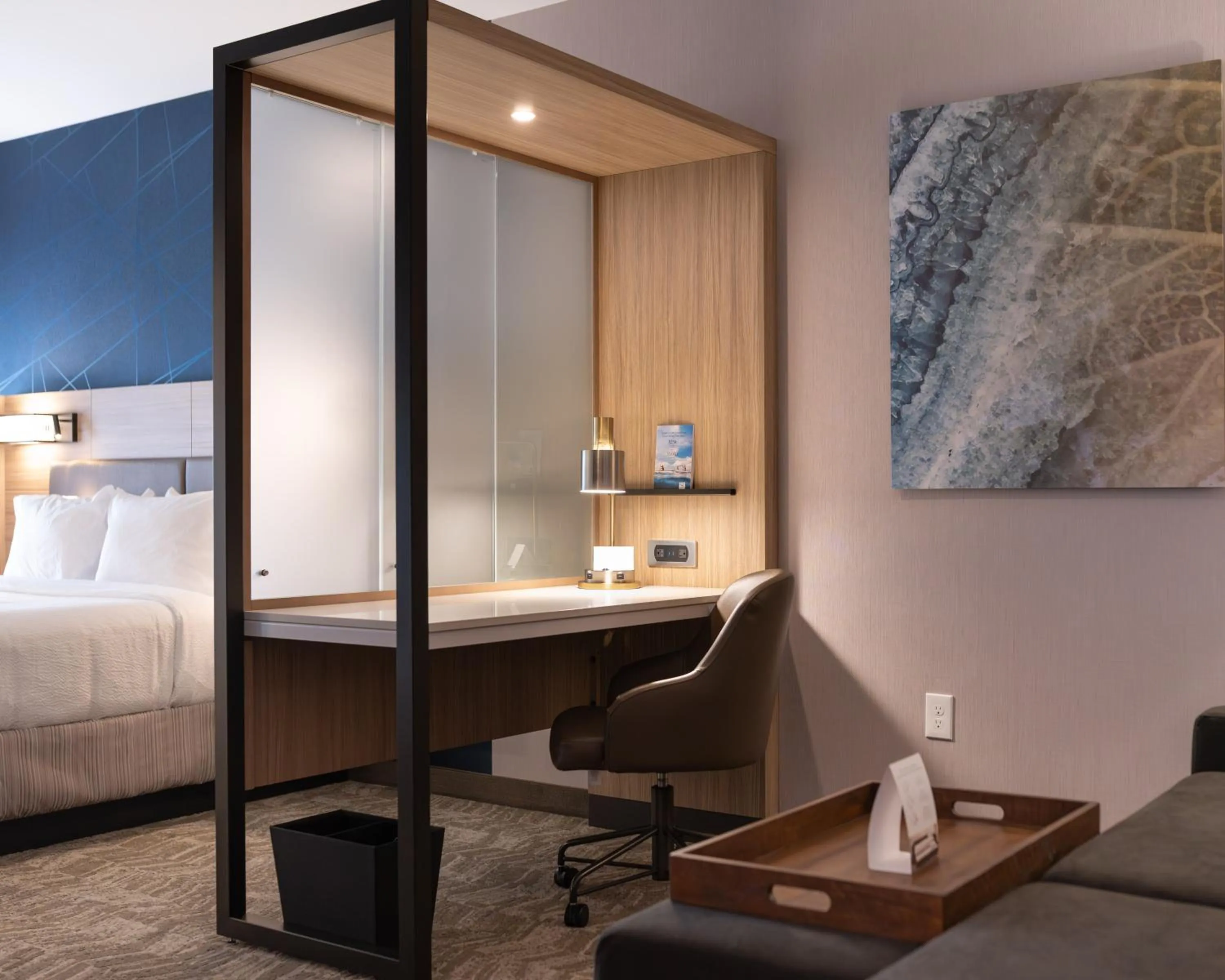 Photo of the whole room, Bed in SpringHill Suites by Marriott Eau Claire