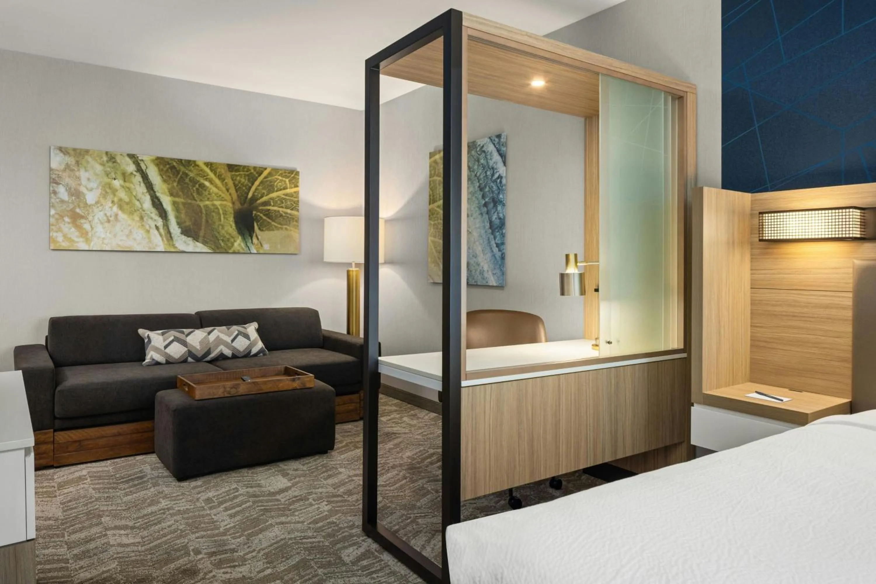 Photo of the whole room, Bed in SpringHill Suites by Marriott Eau Claire