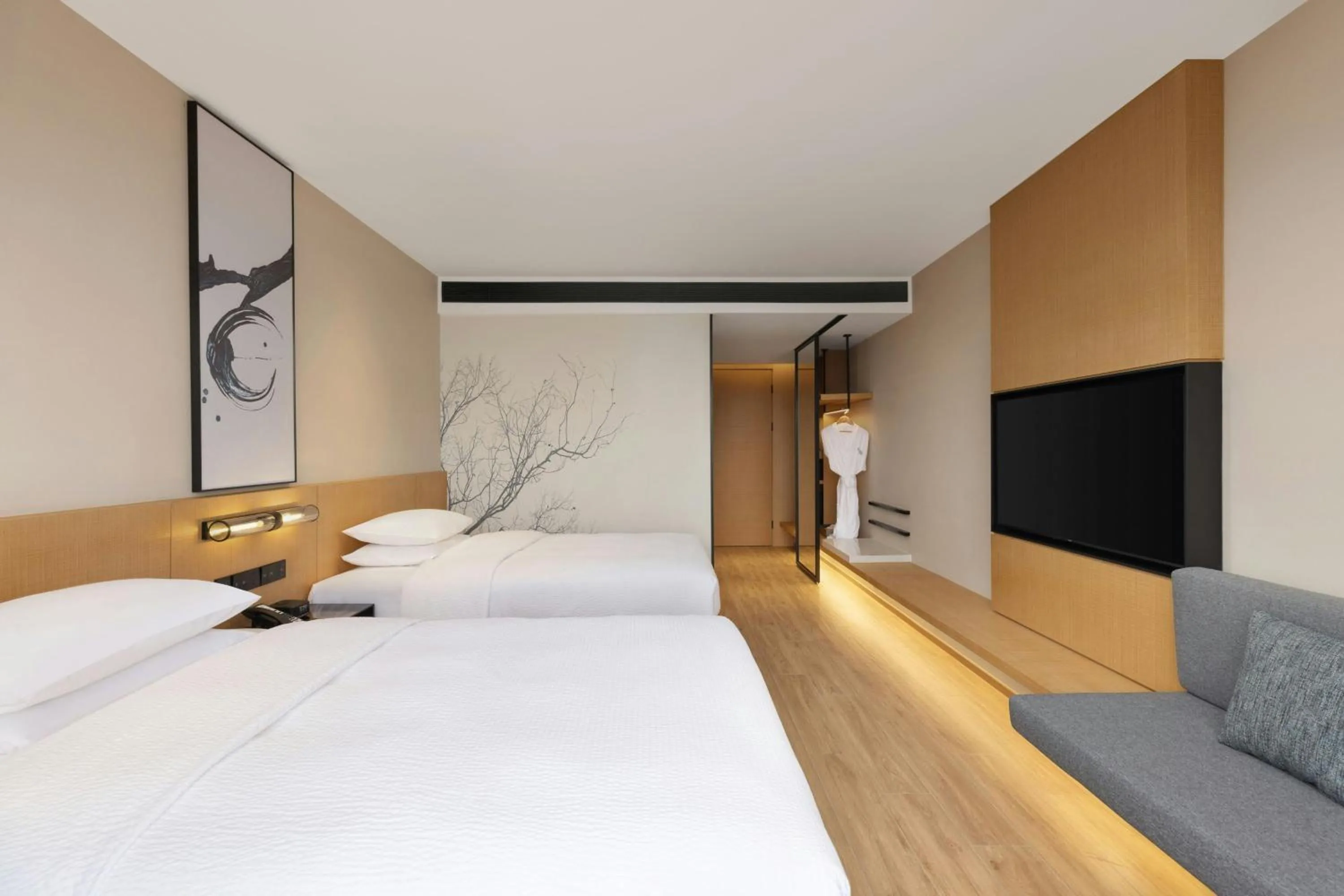 Photo of the whole room, Bed in Fairfield by Marriott Hangzhou Yuhang