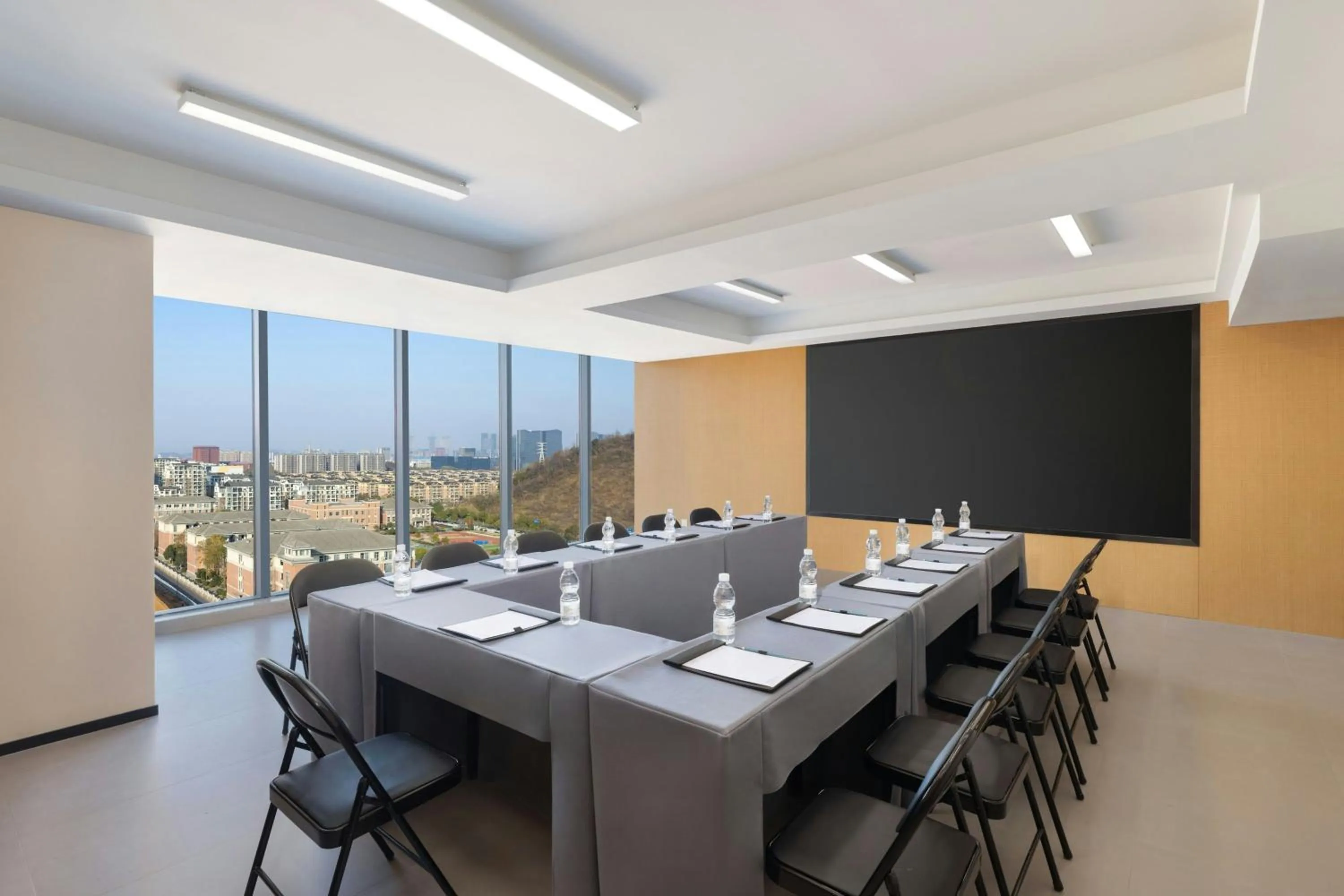 Meeting/conference room in Fairfield by Marriott Hangzhou Yuhang