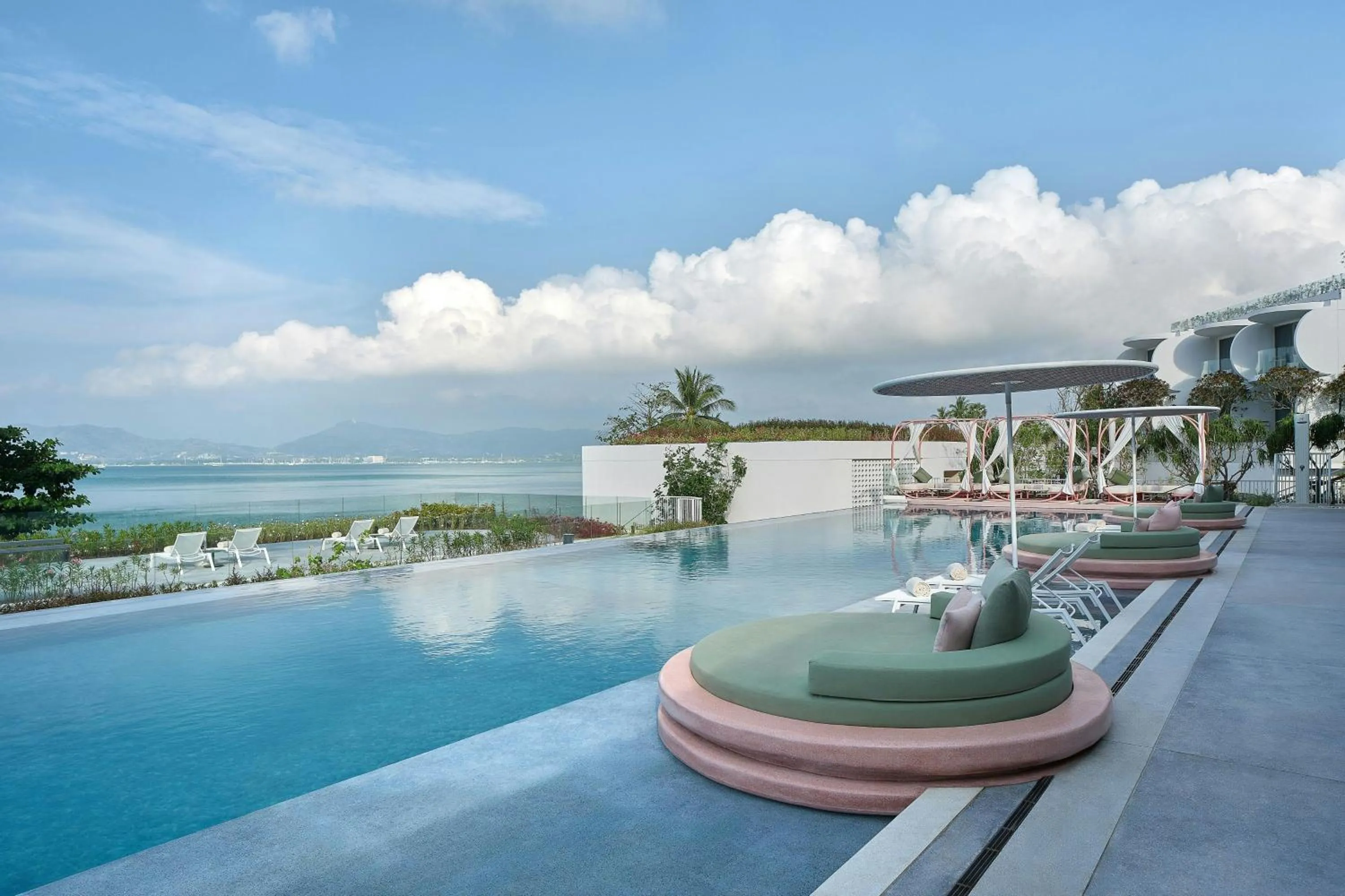 Swimming pool in Veranda Resort Phuket, Autograph Collection