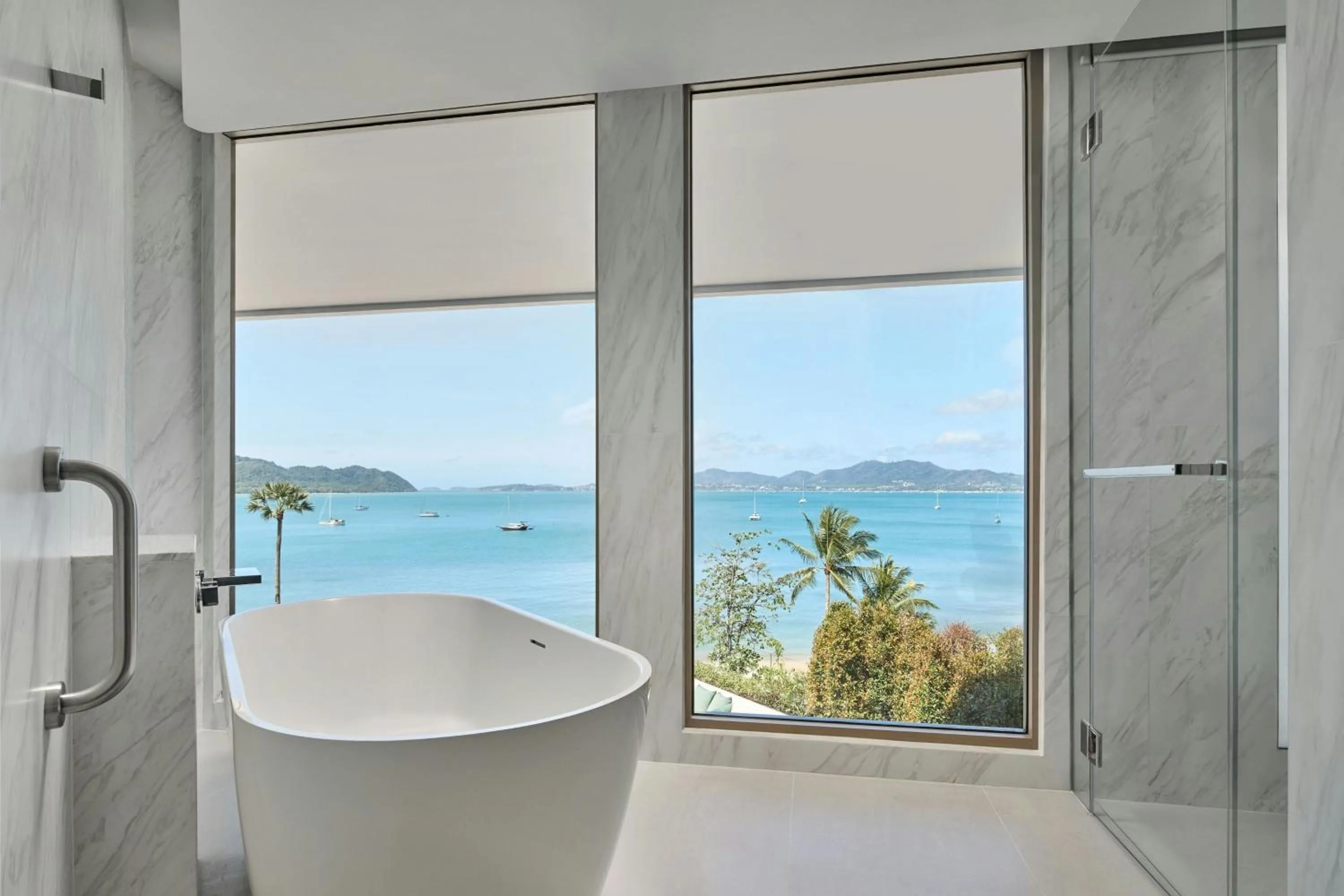 Bathroom in Veranda Resort Phuket, Autograph Collection