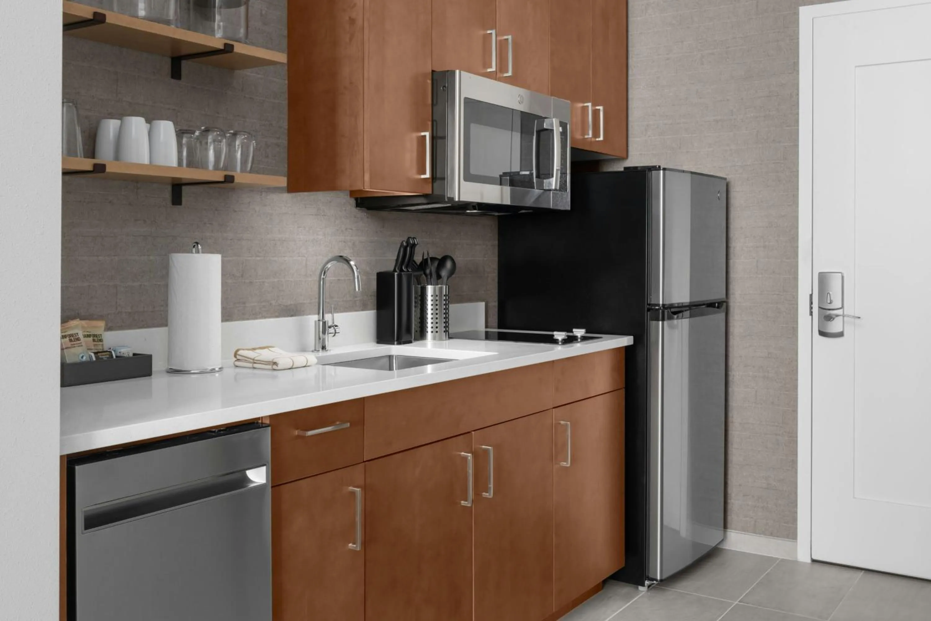 Kitchen or kitchenette in Residence Inn by Marriott Lincoln Downtown