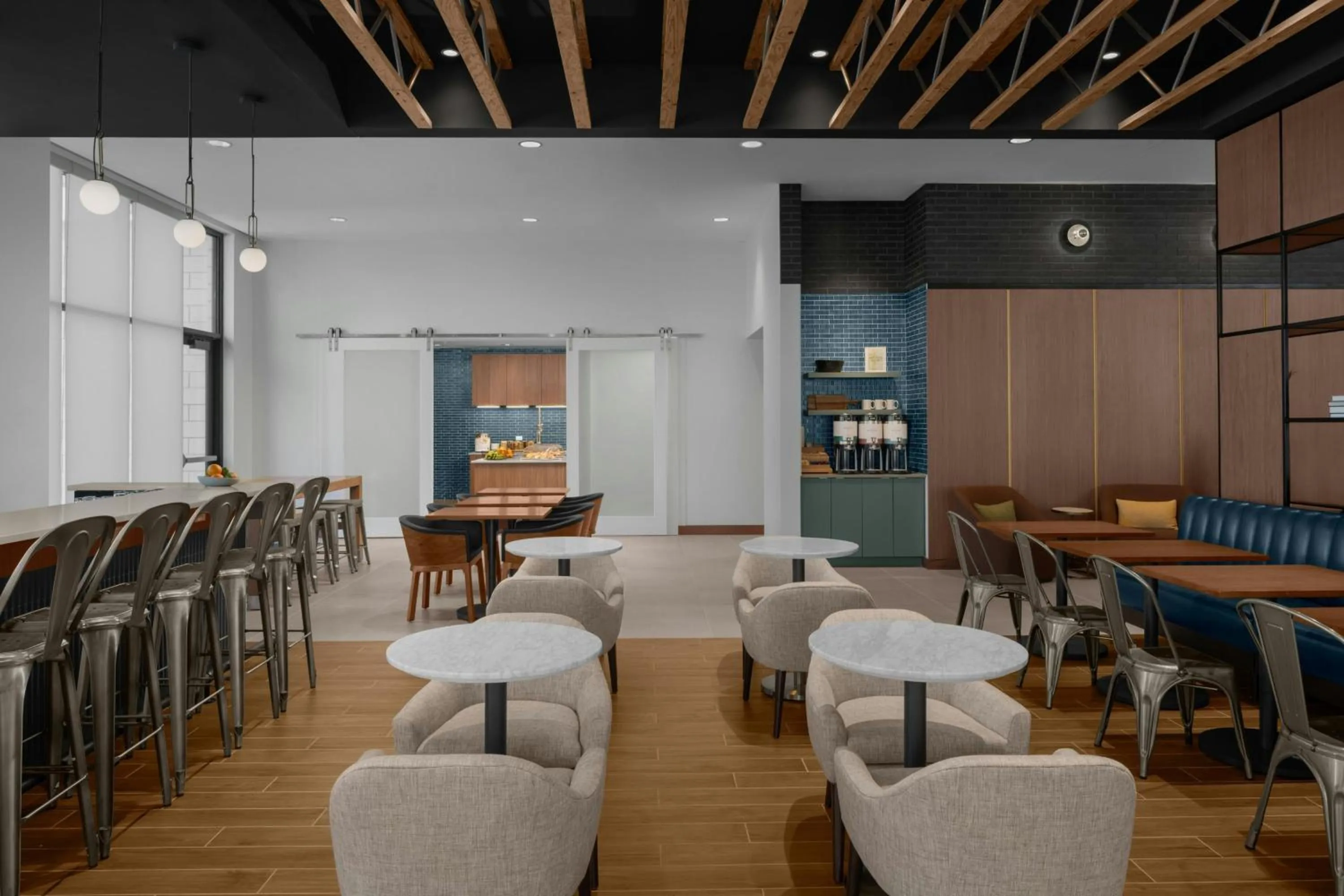 Restaurant/places to eat in Residence Inn by Marriott Lincoln Downtown