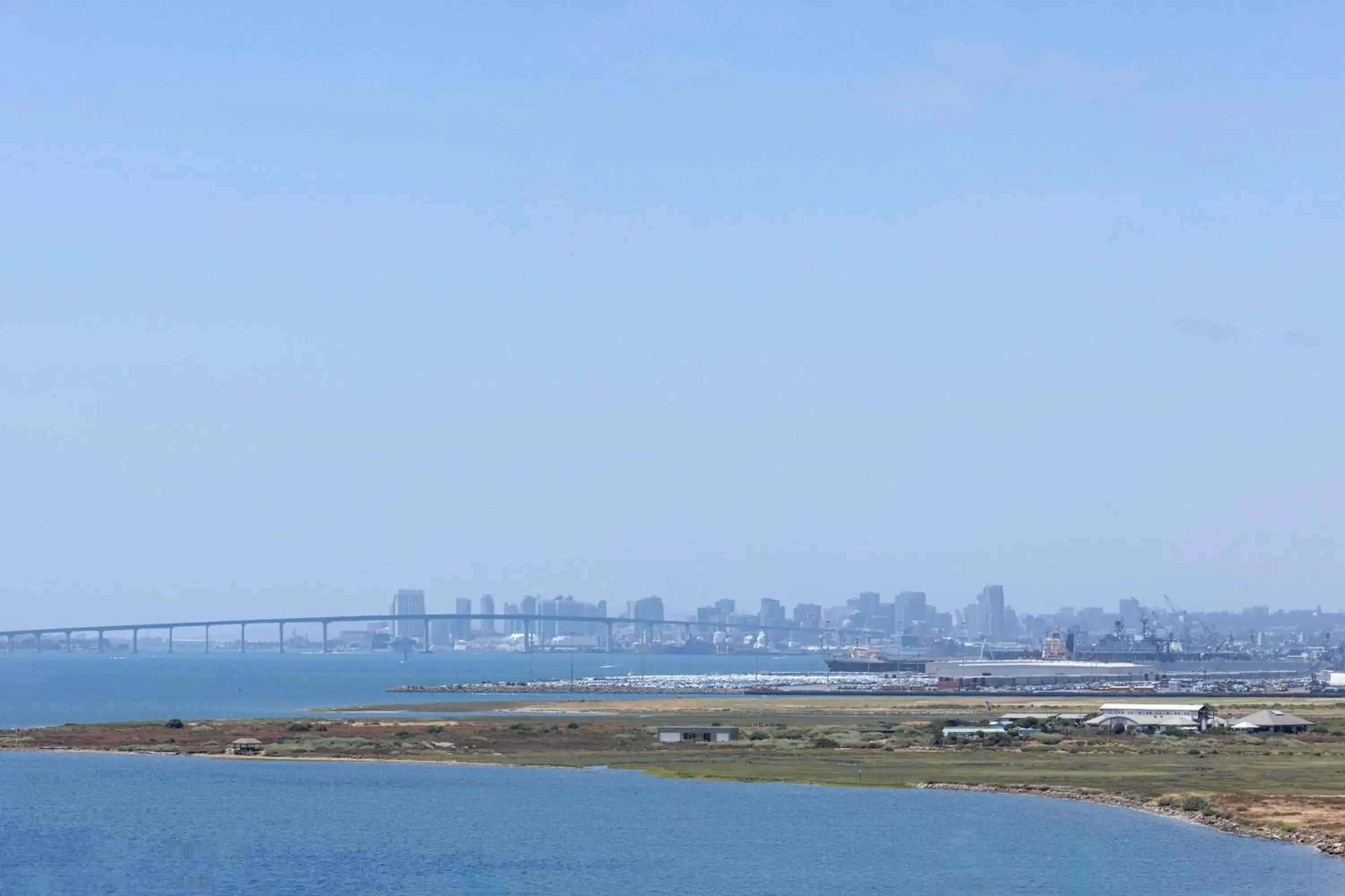 Corner King Room with Sofa Bed and Balcony - Bay View in Gaylord Pacific Resort & Convention Center Corner King Room with Sofa Bed and Balcony - Bay View in Gaylord Pacific Resort & Convention Center