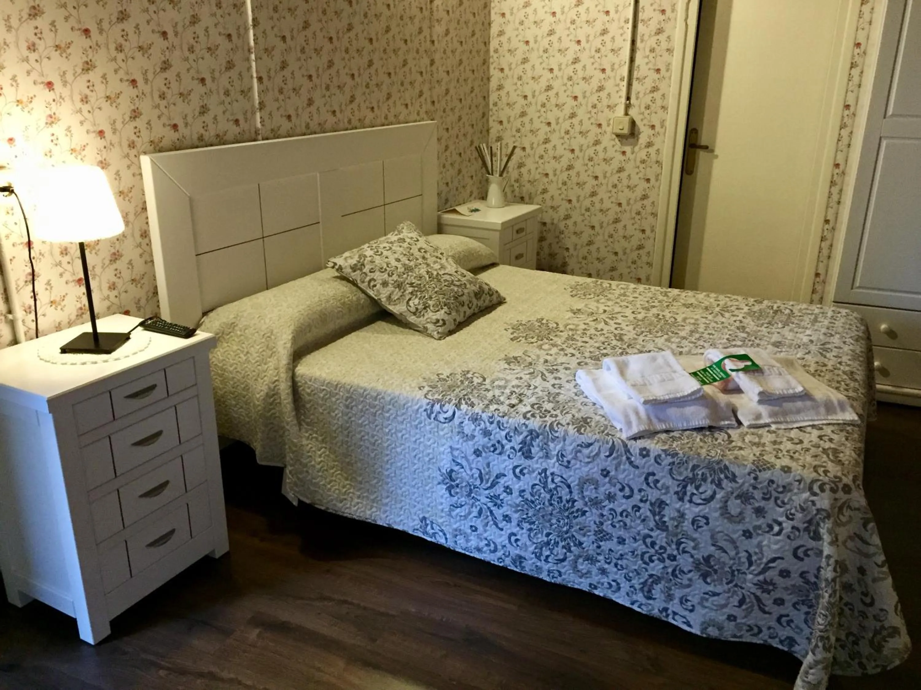 Bed in Balneario La Encarnacion