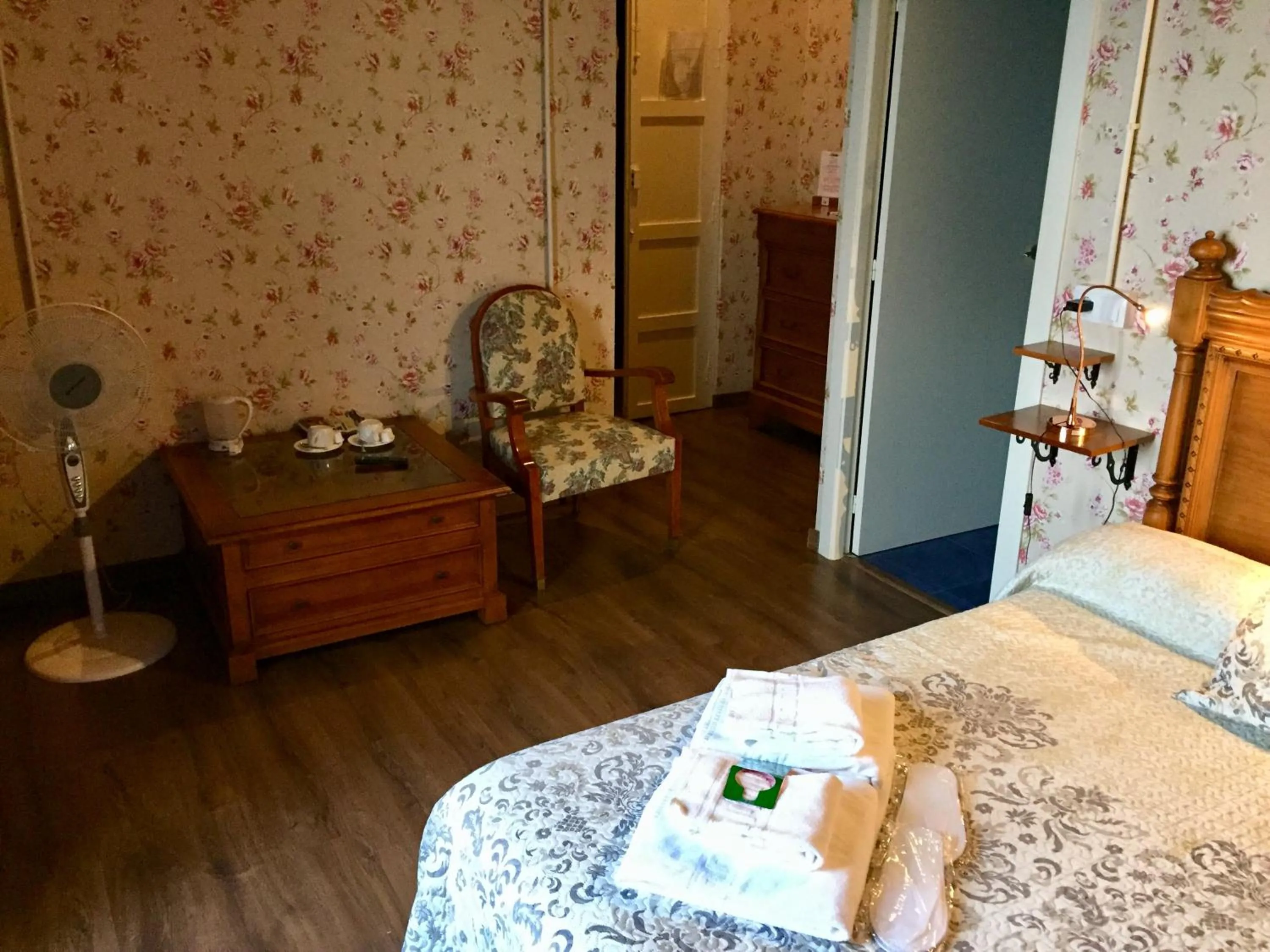 Photo of the whole room, Bed in Balneario La Encarnacion
