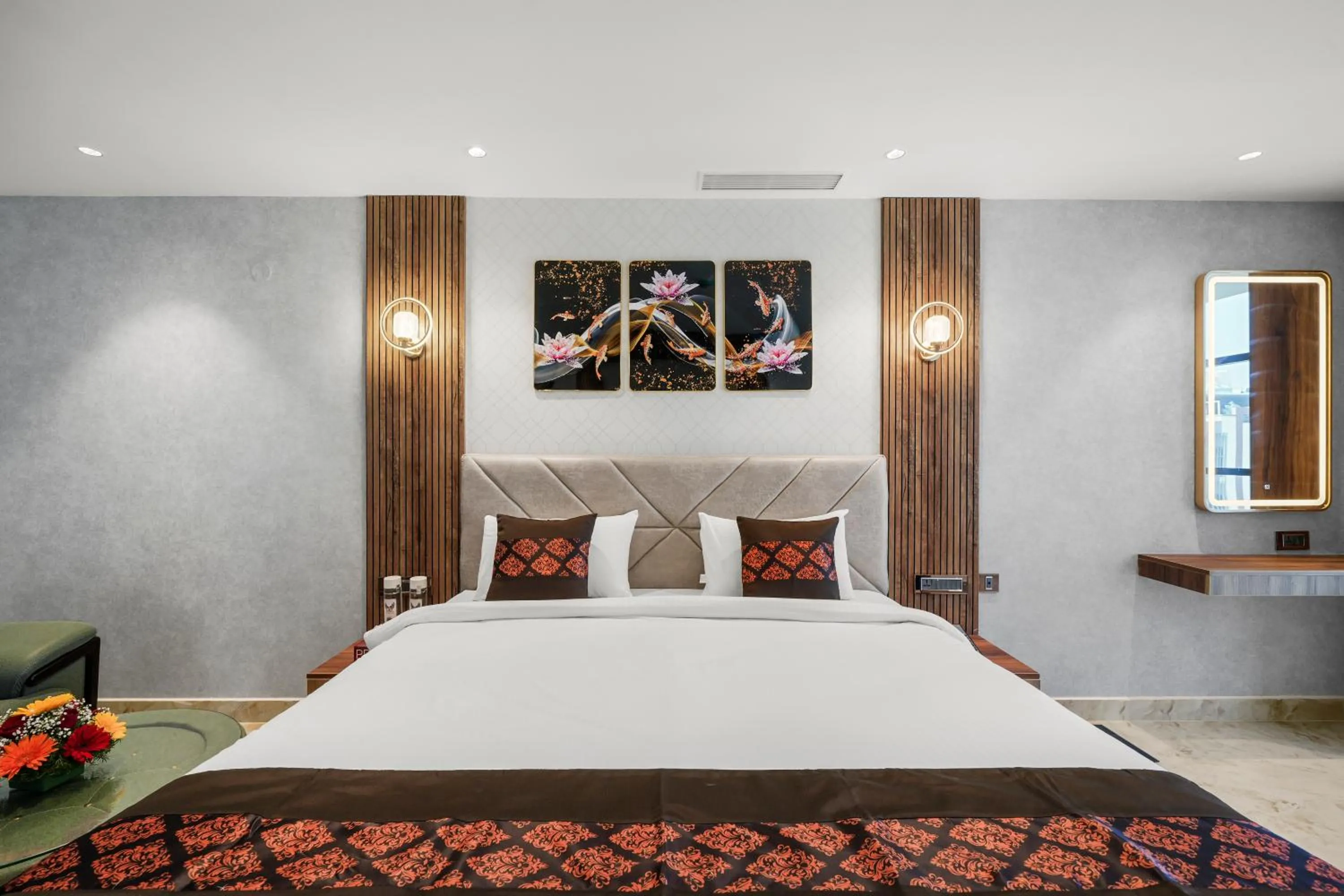 Bed in Hotel Grand Kasturi