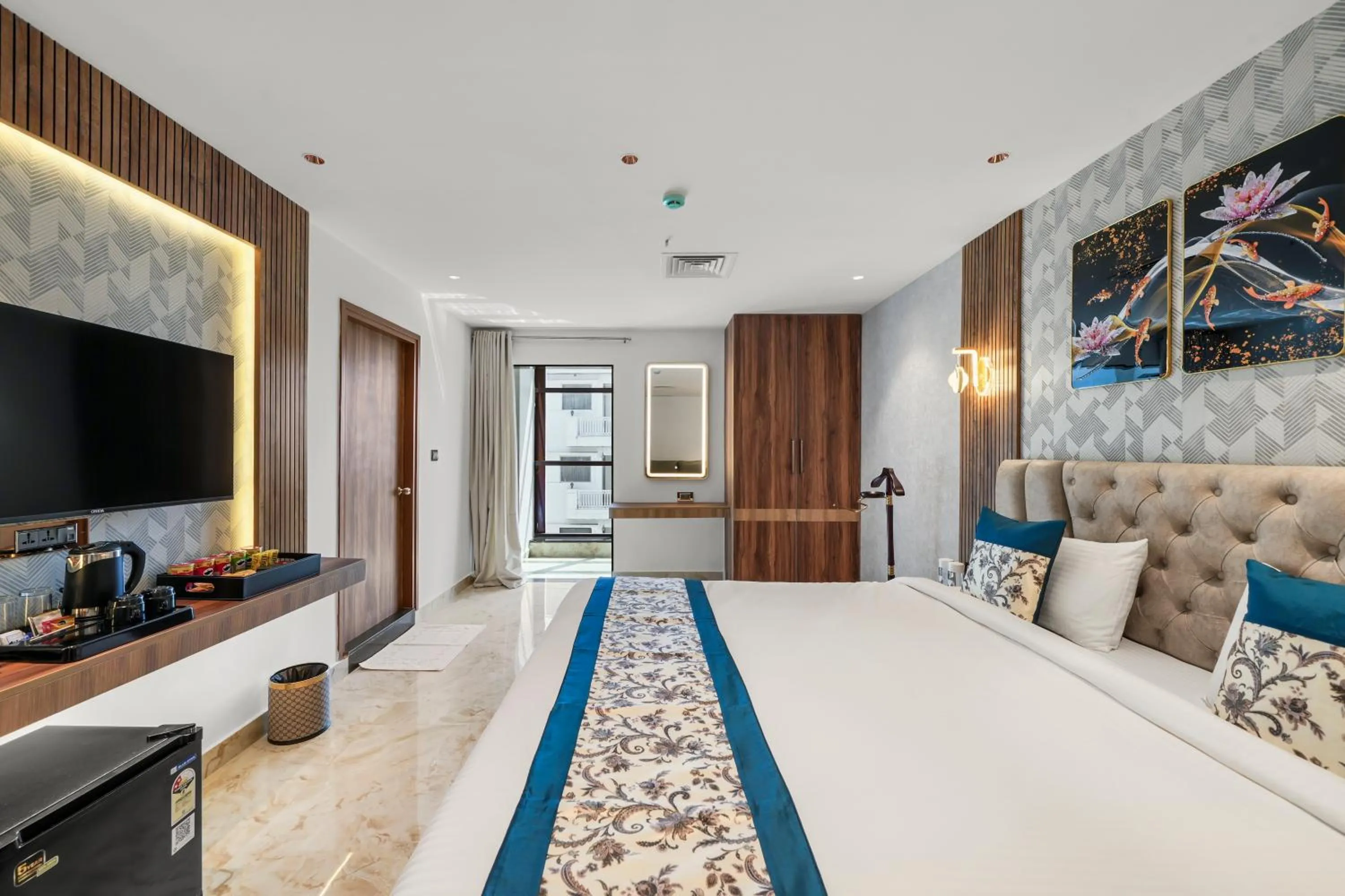 View (from property/room), Bed in Hotel Grand Kasturi