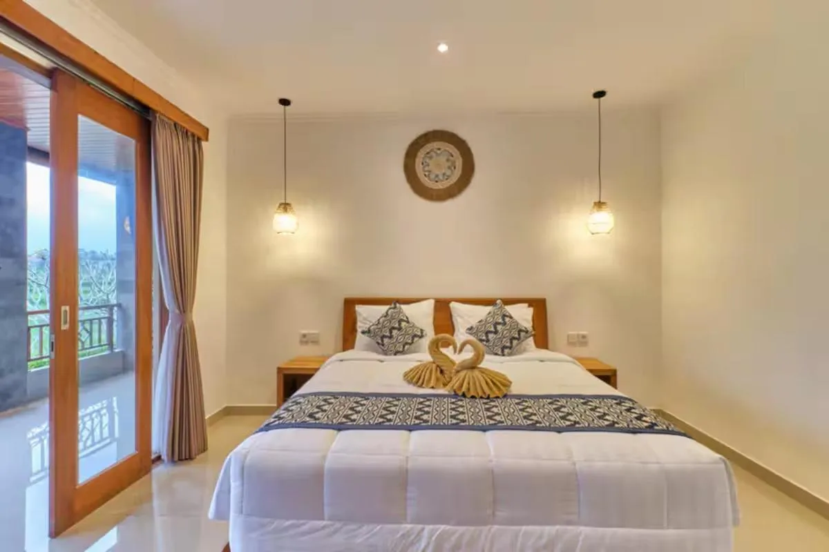 Bed in Long Lane Bali Villa