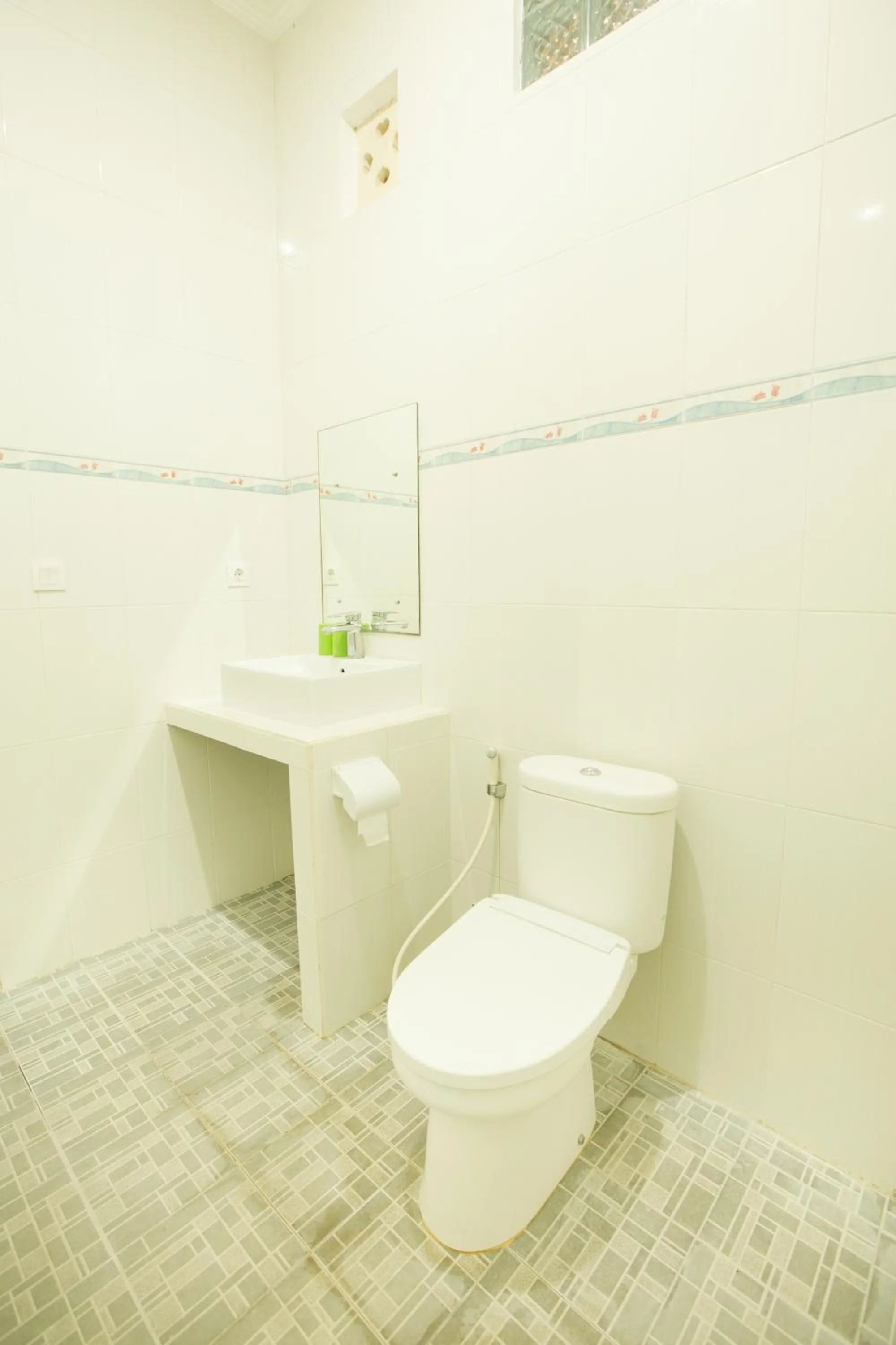 Bathroom in Wingsu Guest House